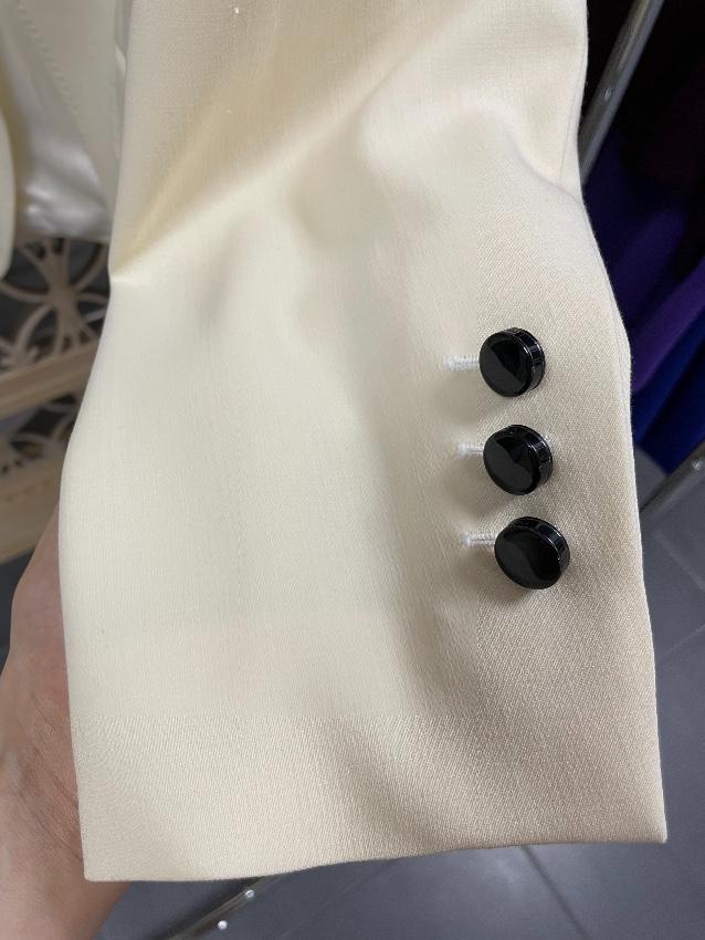 Escada Ivory Tailored Jacket with Contrast Collar