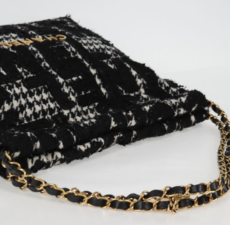 Chanel Tweed Houndstooth 22 Bag