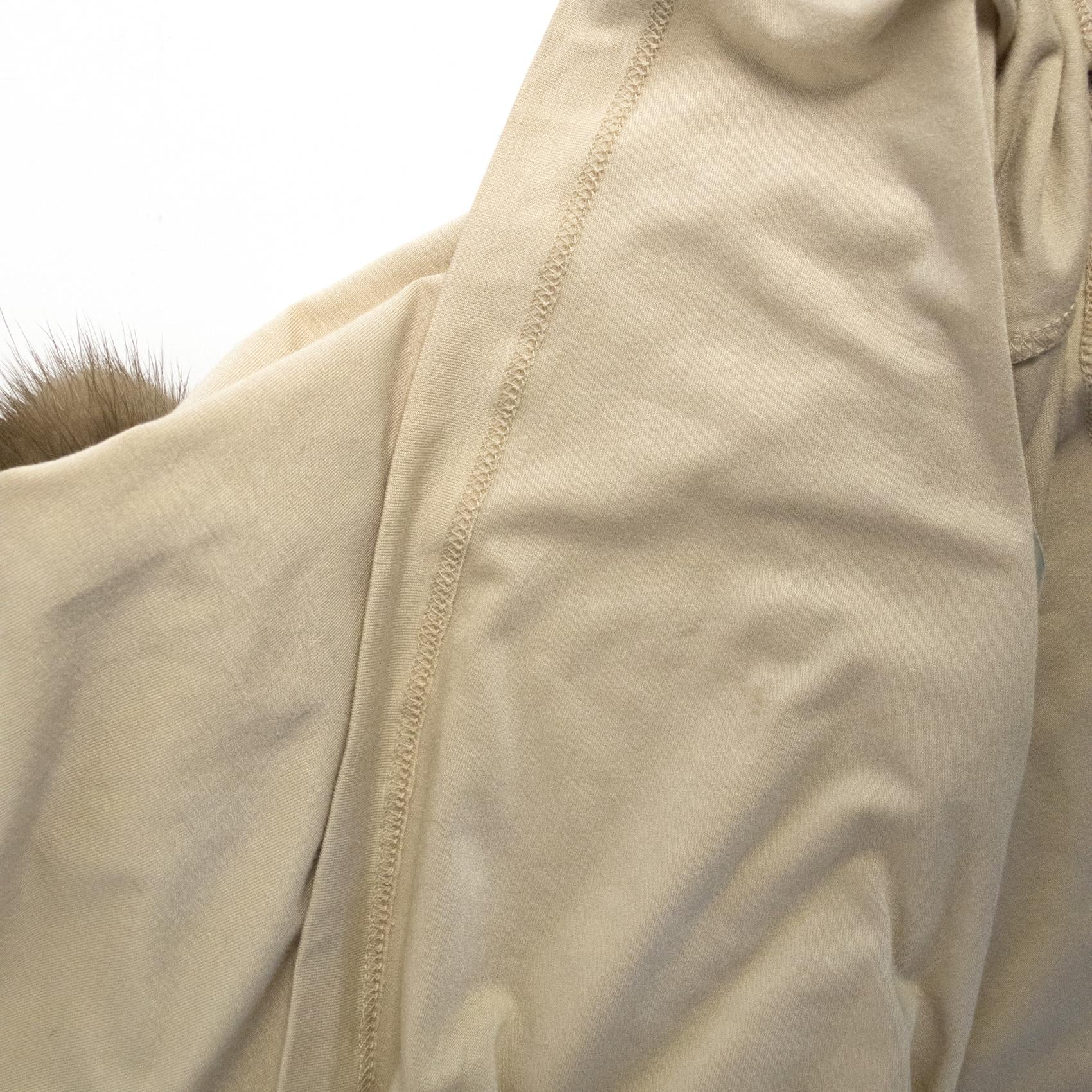 Schumacher beige top with fox fur