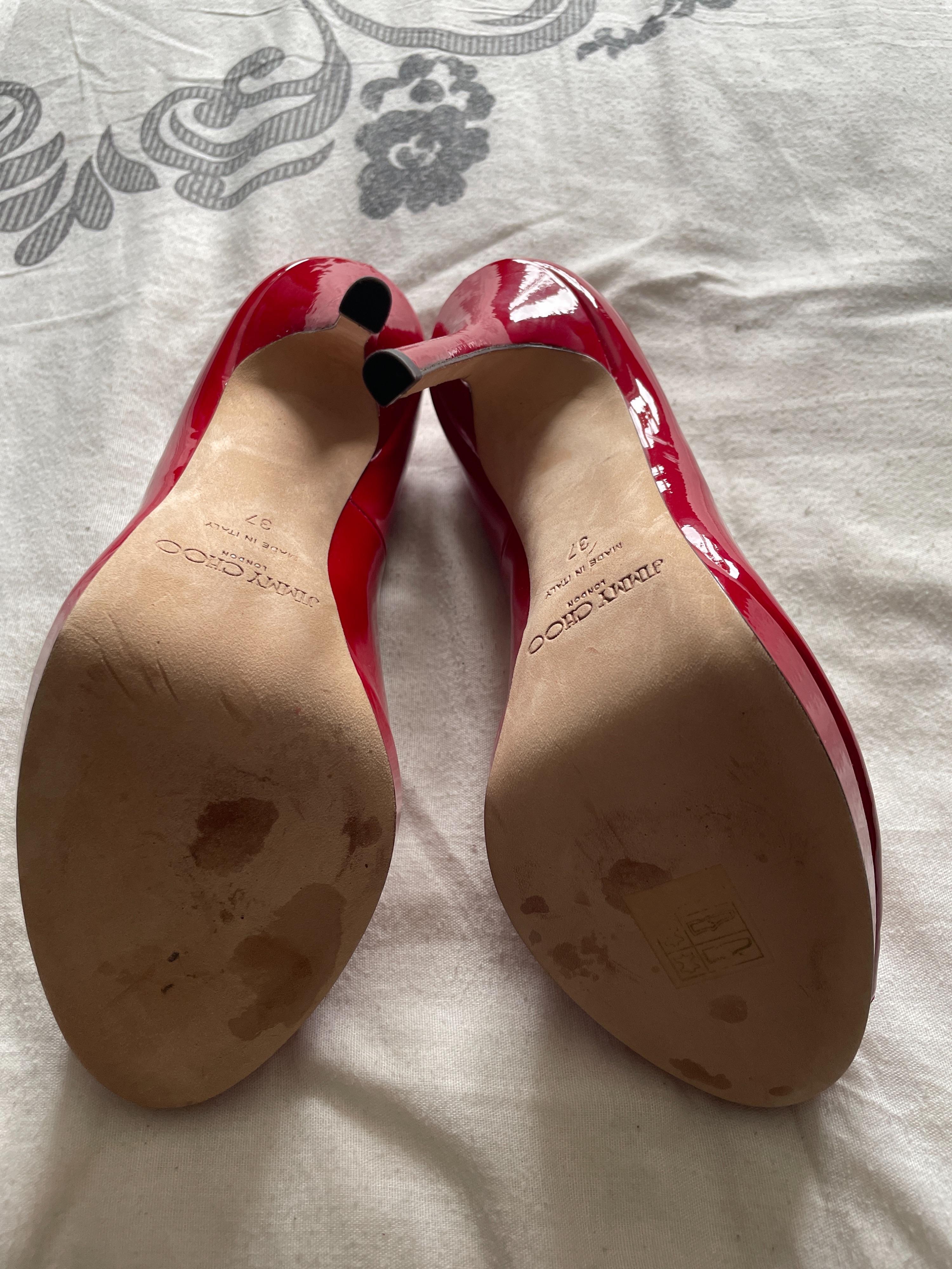 Red patent Luna heeled pumps