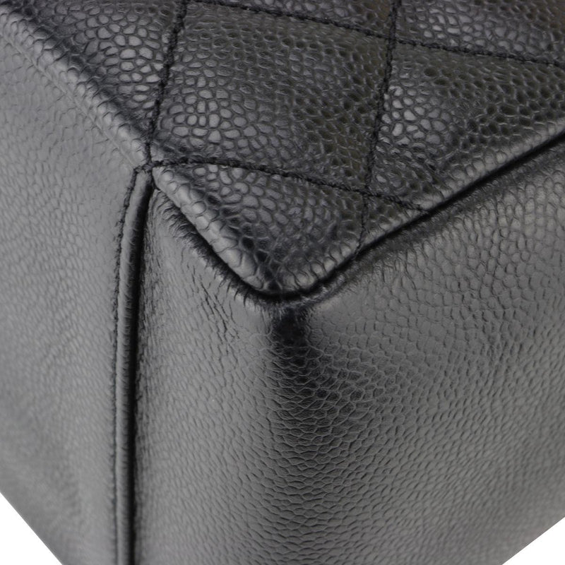 Caviar Quilted Grand Shopping Tote