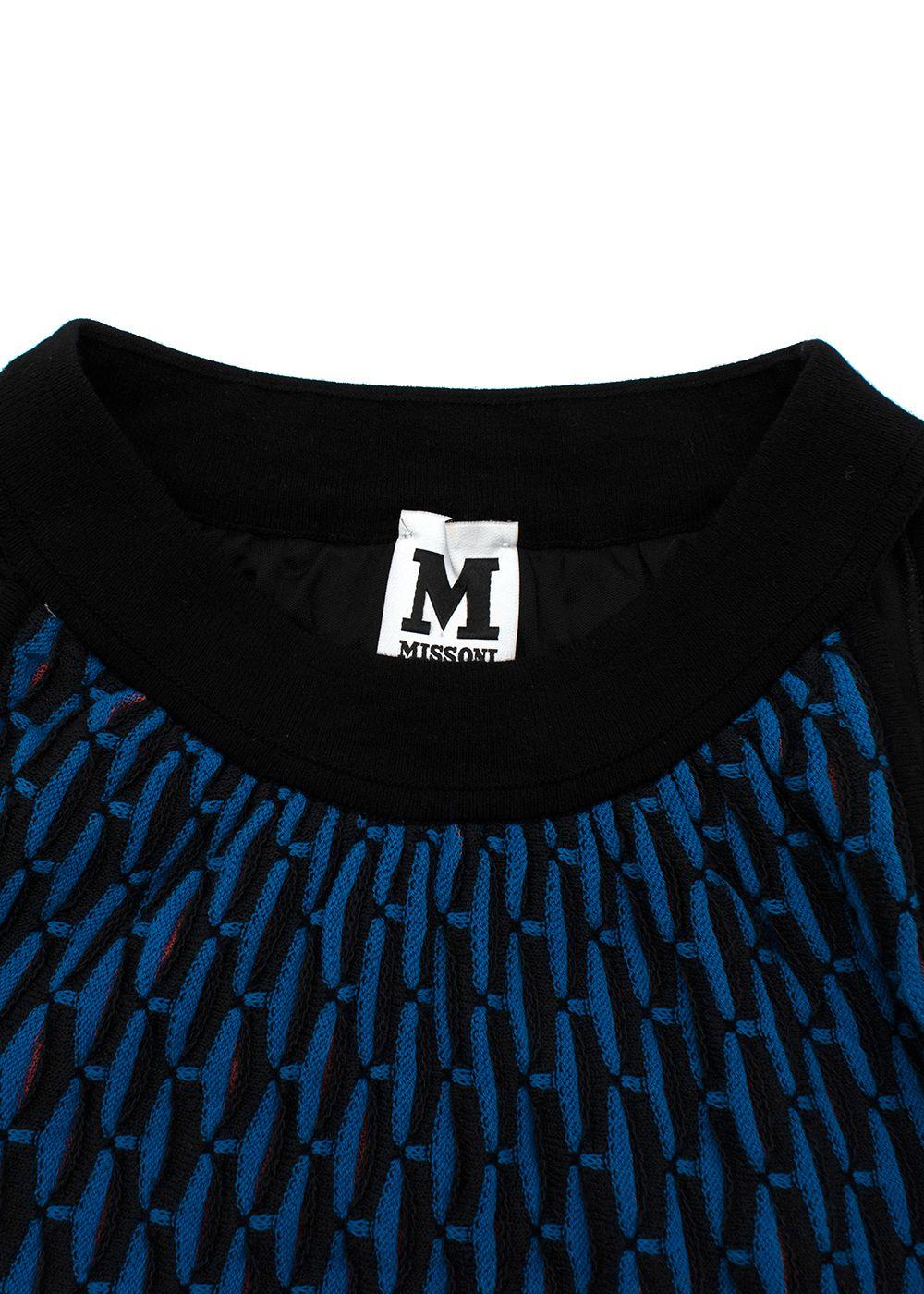 M blue & black knitted dress
