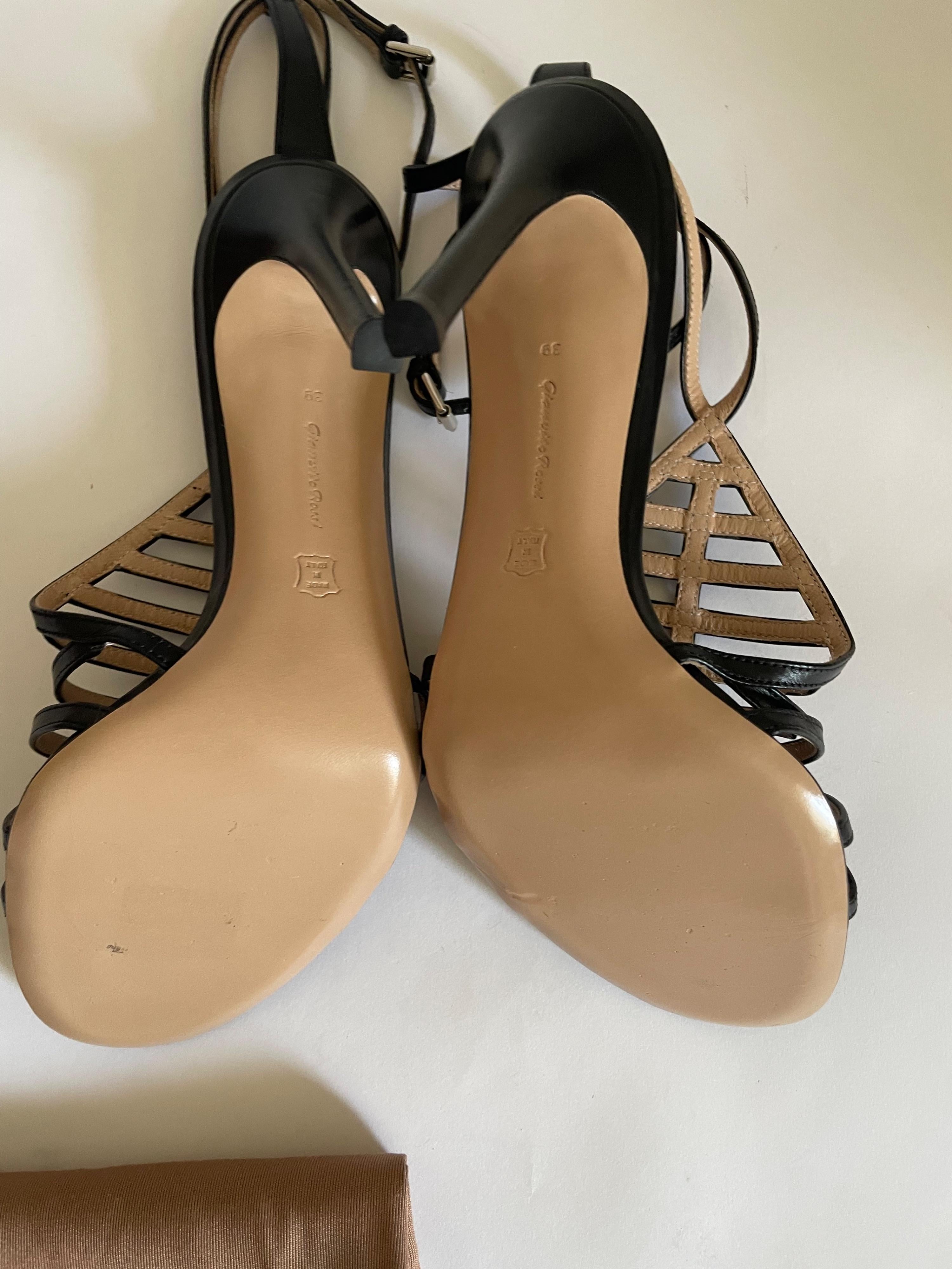 Black Leather Vega Sandals
