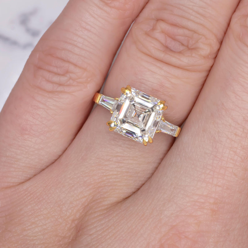 Verde 5ct IGI Certified Asscher Cut Lab-grown Diamond VS2 Ring