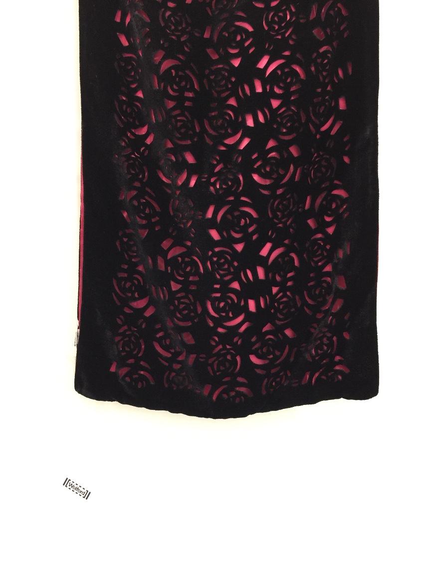 Wolford Limited Edition Silk & Velvet Rose Scarf