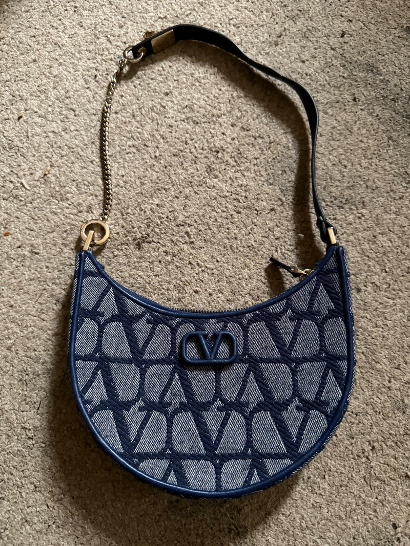 Mini V Logo Bag