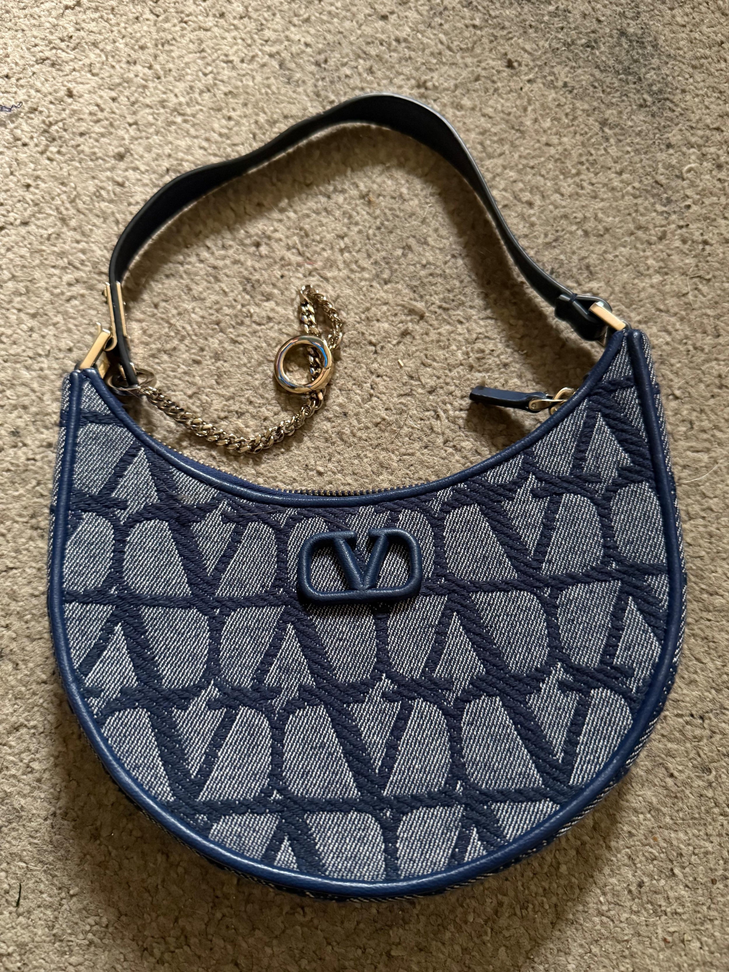 Mini V Logo Bag
