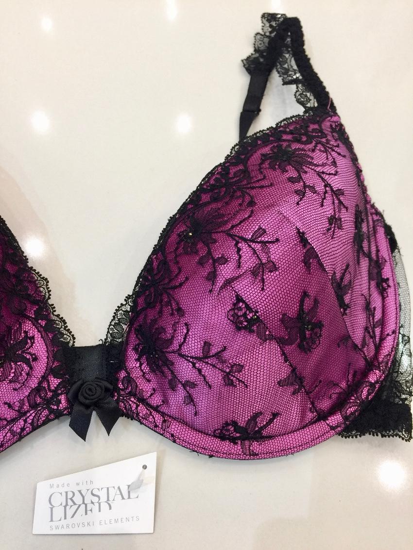 I.D Sarrieri Chantilly Lace & Swarovski Crystal Plunge Bra Set