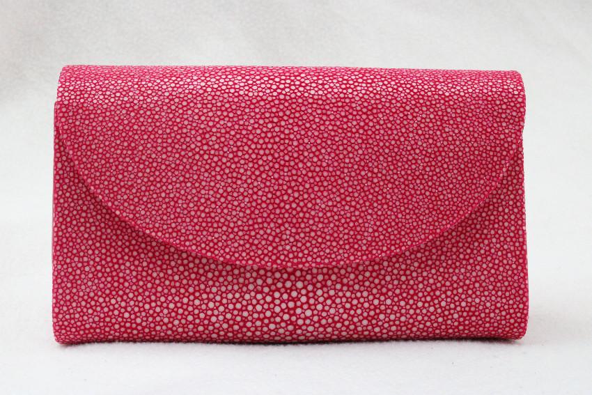 Hidetoshi Pink Stingray Chain Bag