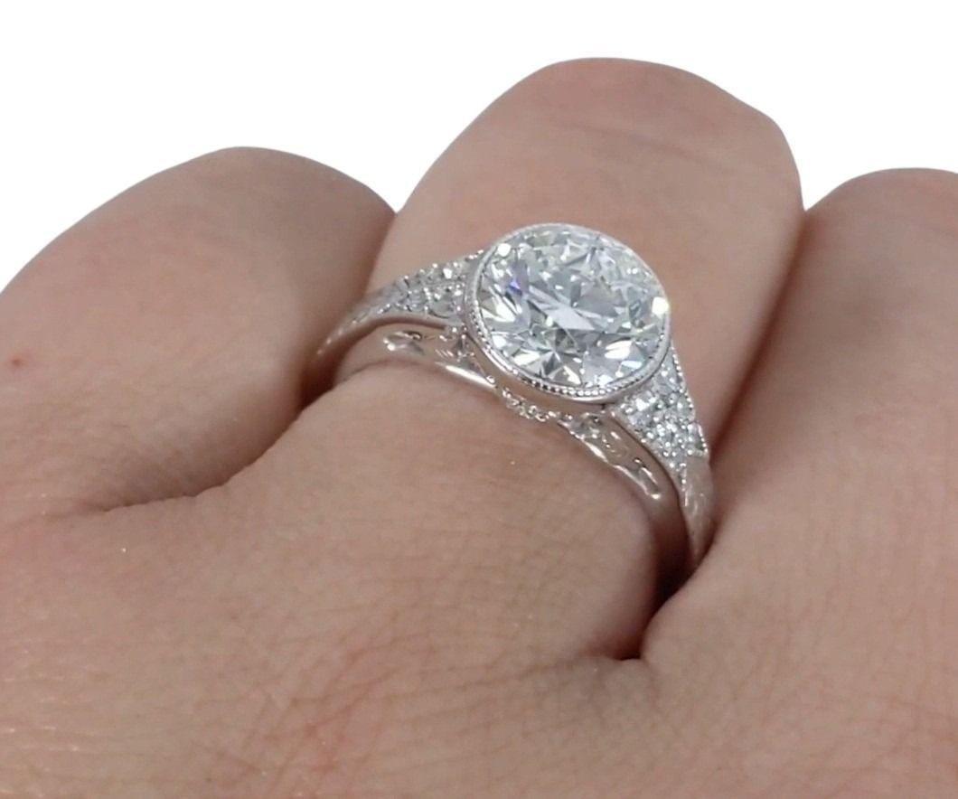 Verde 2ct Round Brilliant Cut Lab Grown Diamond Ring