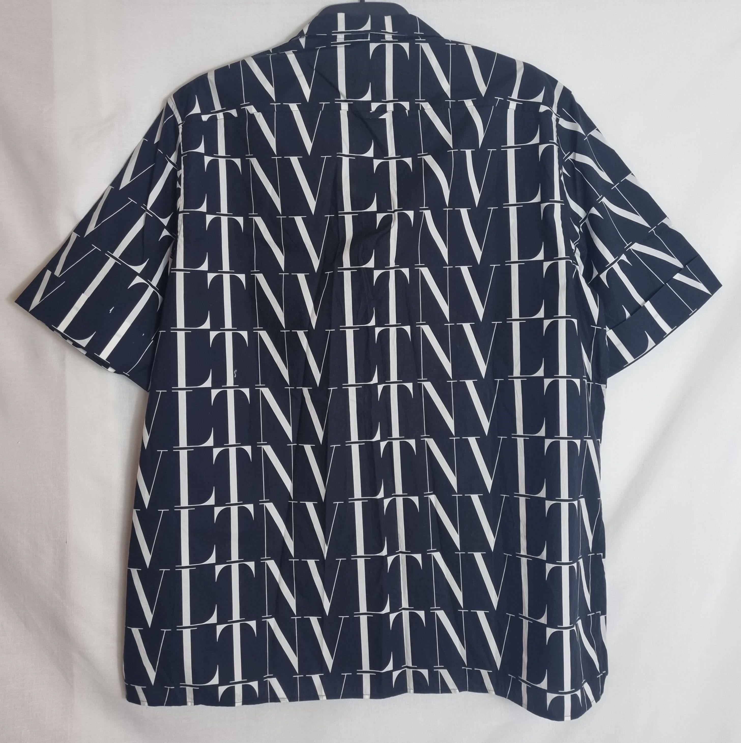 Navy & white cotton VLTN Vacation shirt