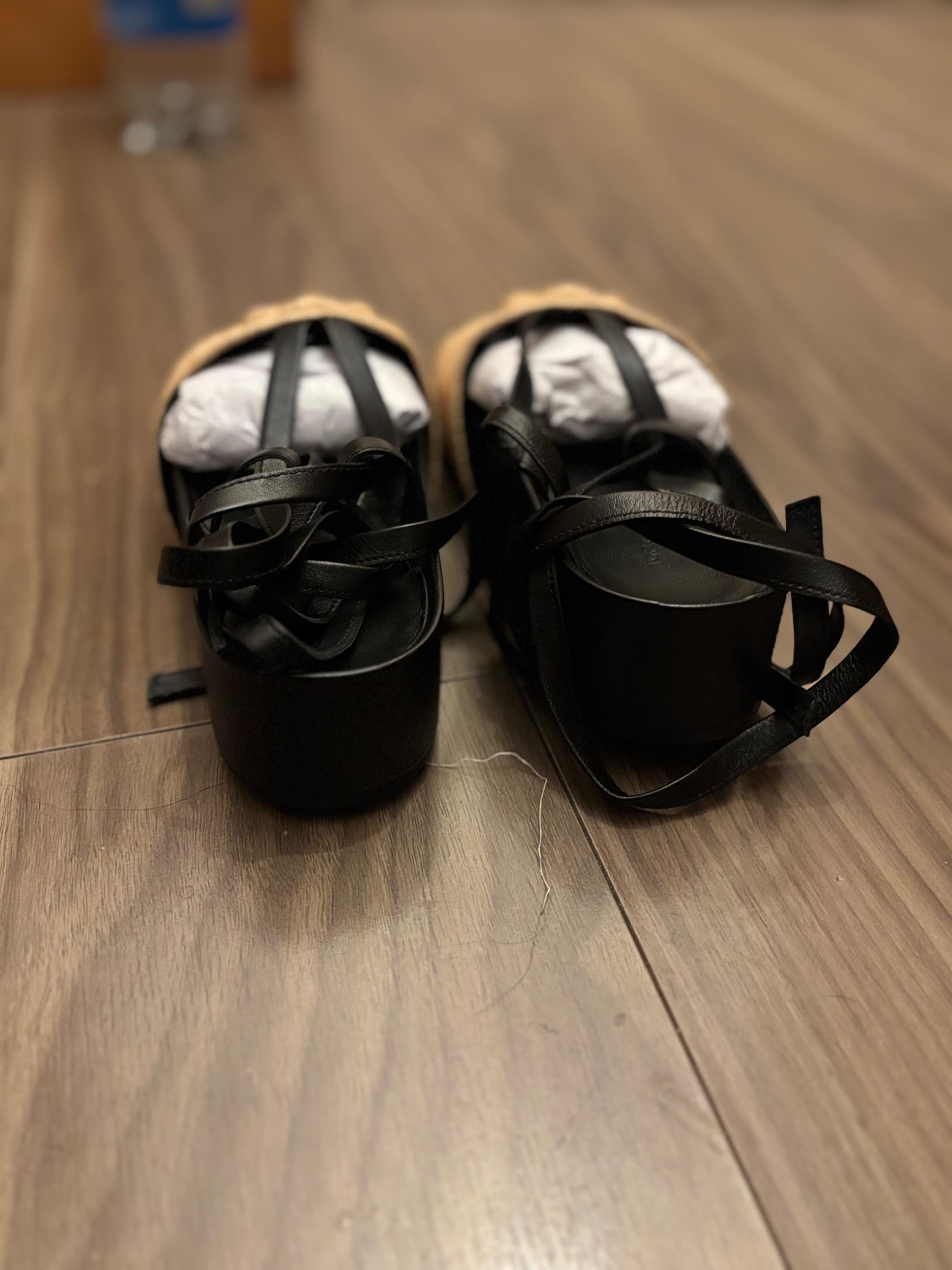 Tory Burch Raffia Sandals