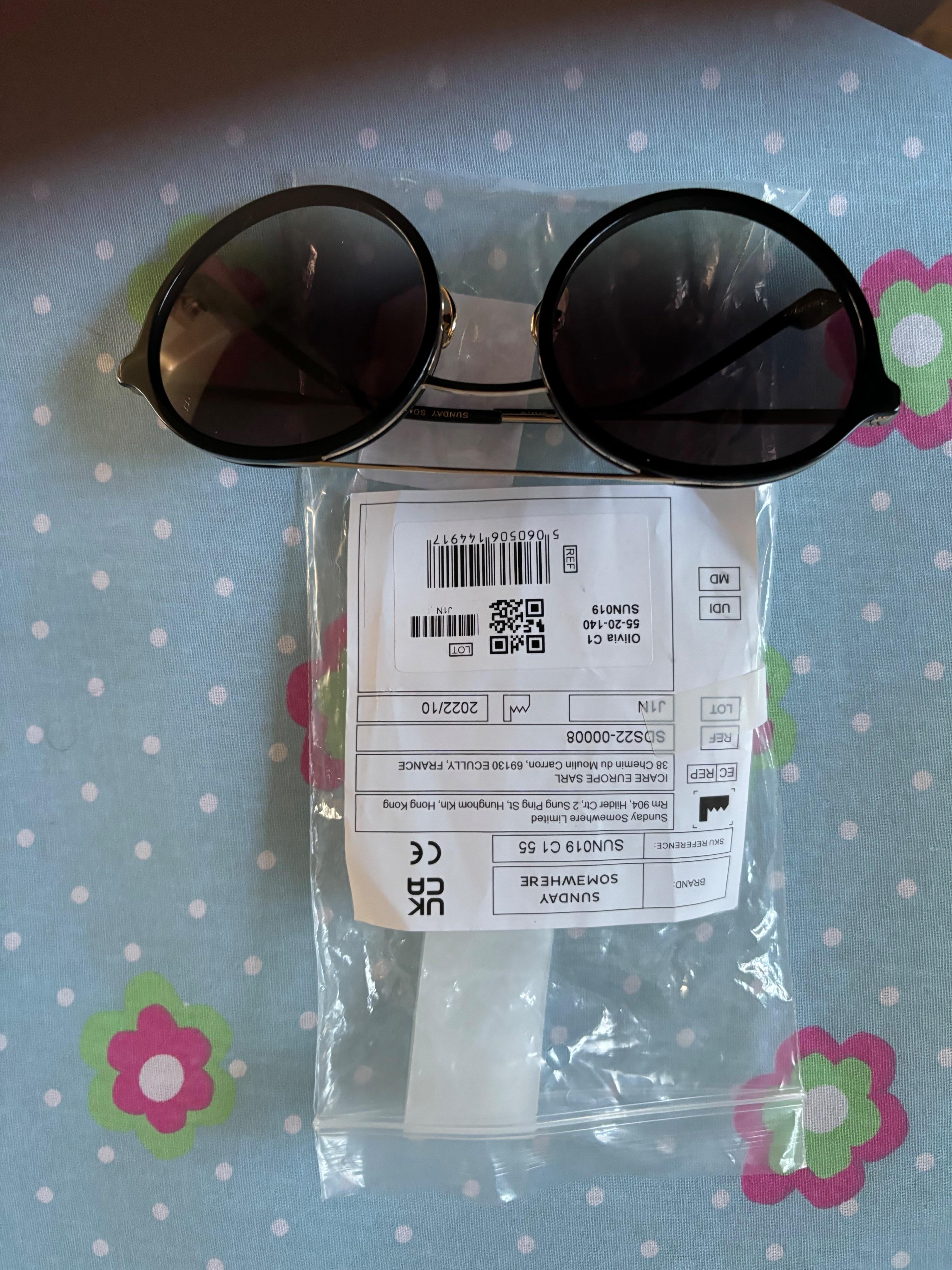 Sunday Somewhere Black Olivia Sunglasses