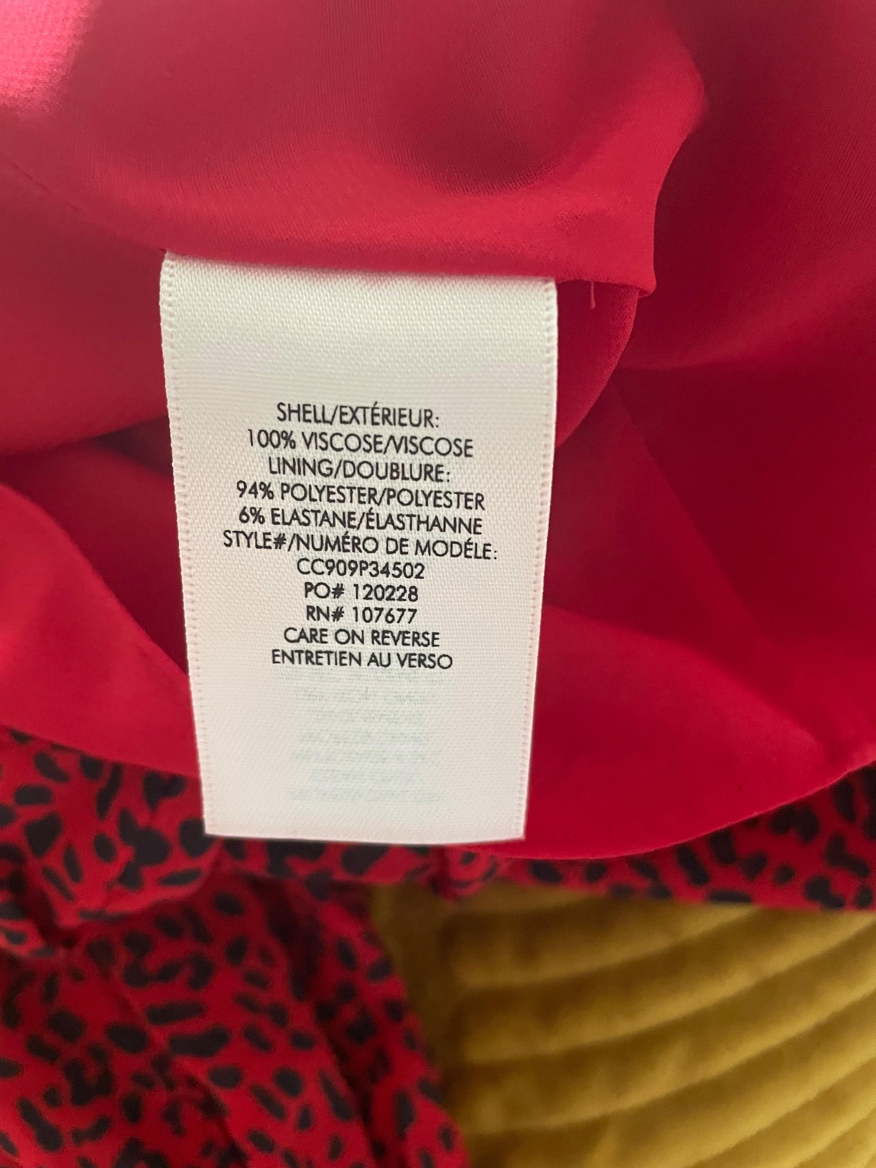 Red animal-print short dress