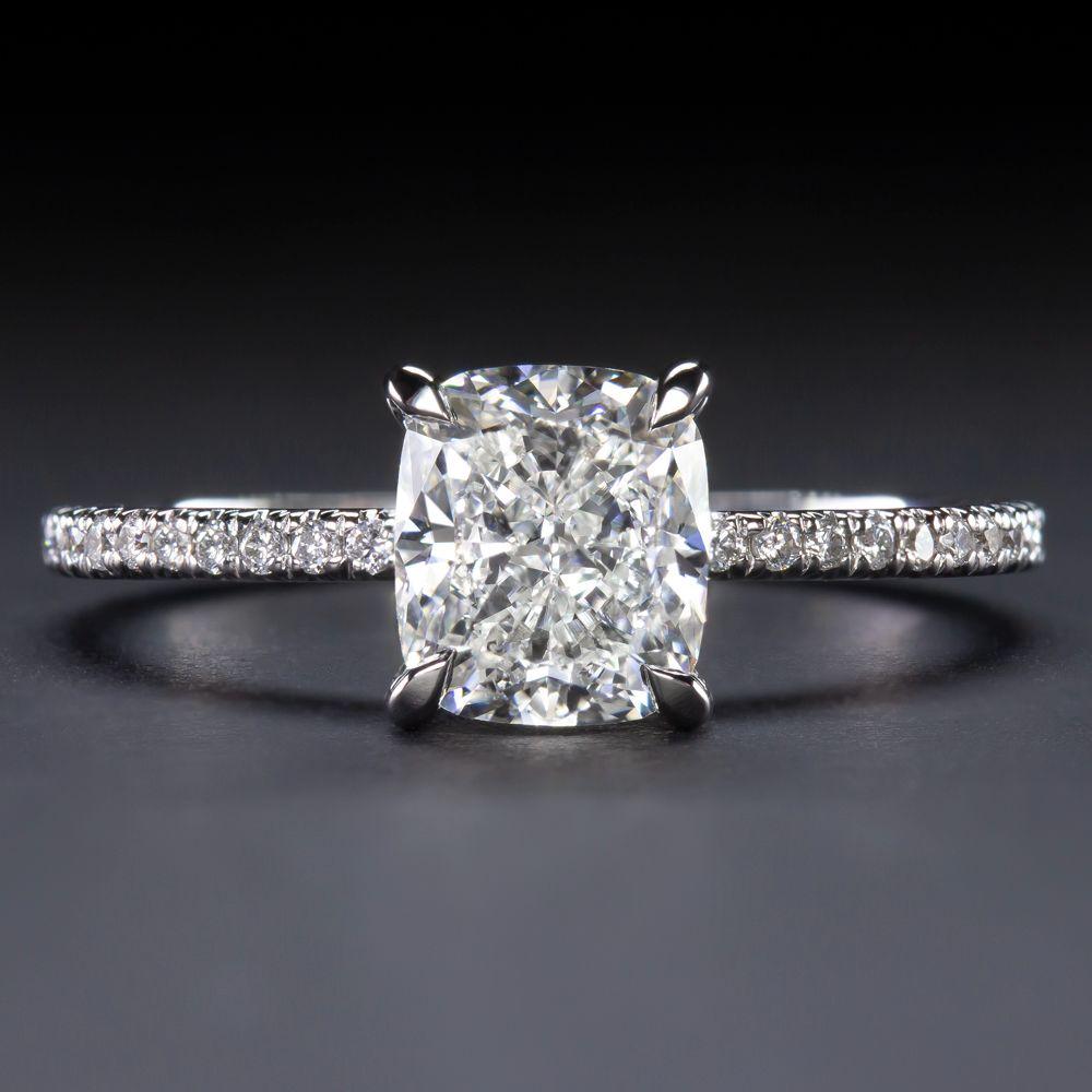 Verde 2ct IGI Lab-grown Cushion Cut Diamond Ring