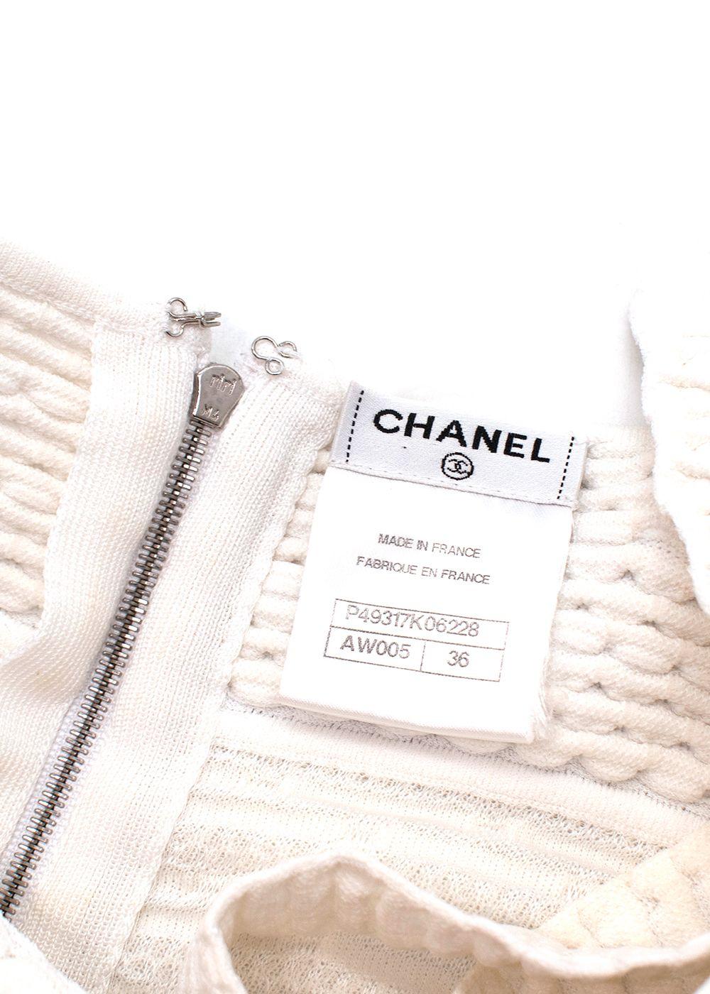 White Sleeveless Knitted Dress