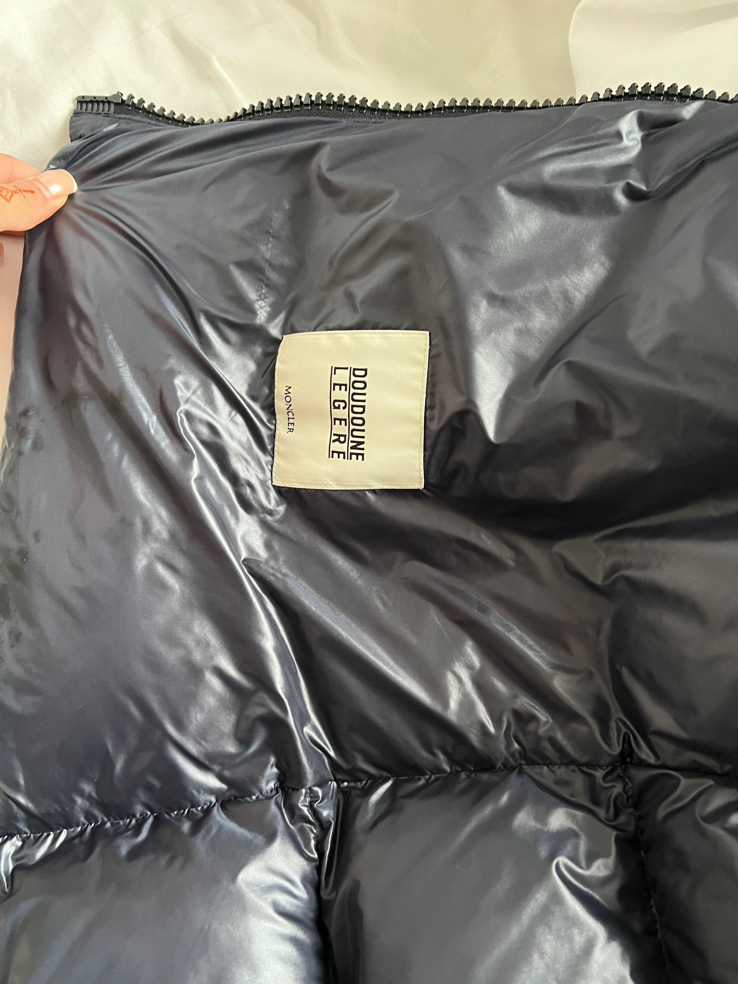 Moncler Navy Seritte Puffer Jacket