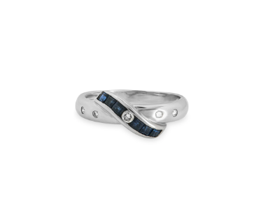 18ct white gold, diamond and sapphire dress ring 51.5EU