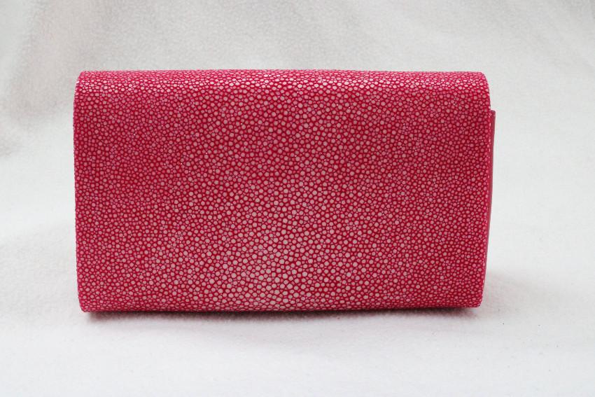 Hidetoshi Pink Stingray Chain Bag