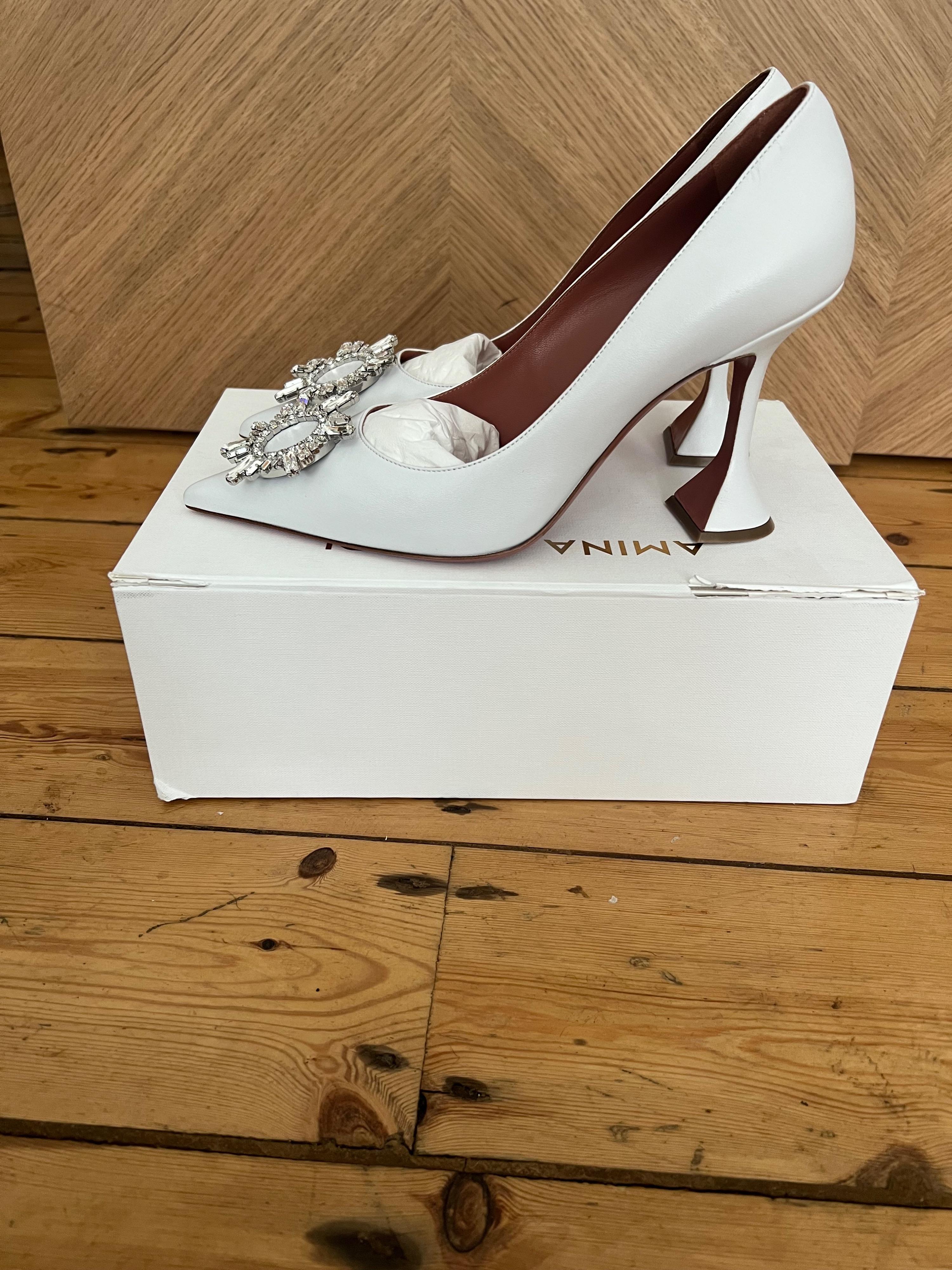 Begum White Crystal Embellished Pumps