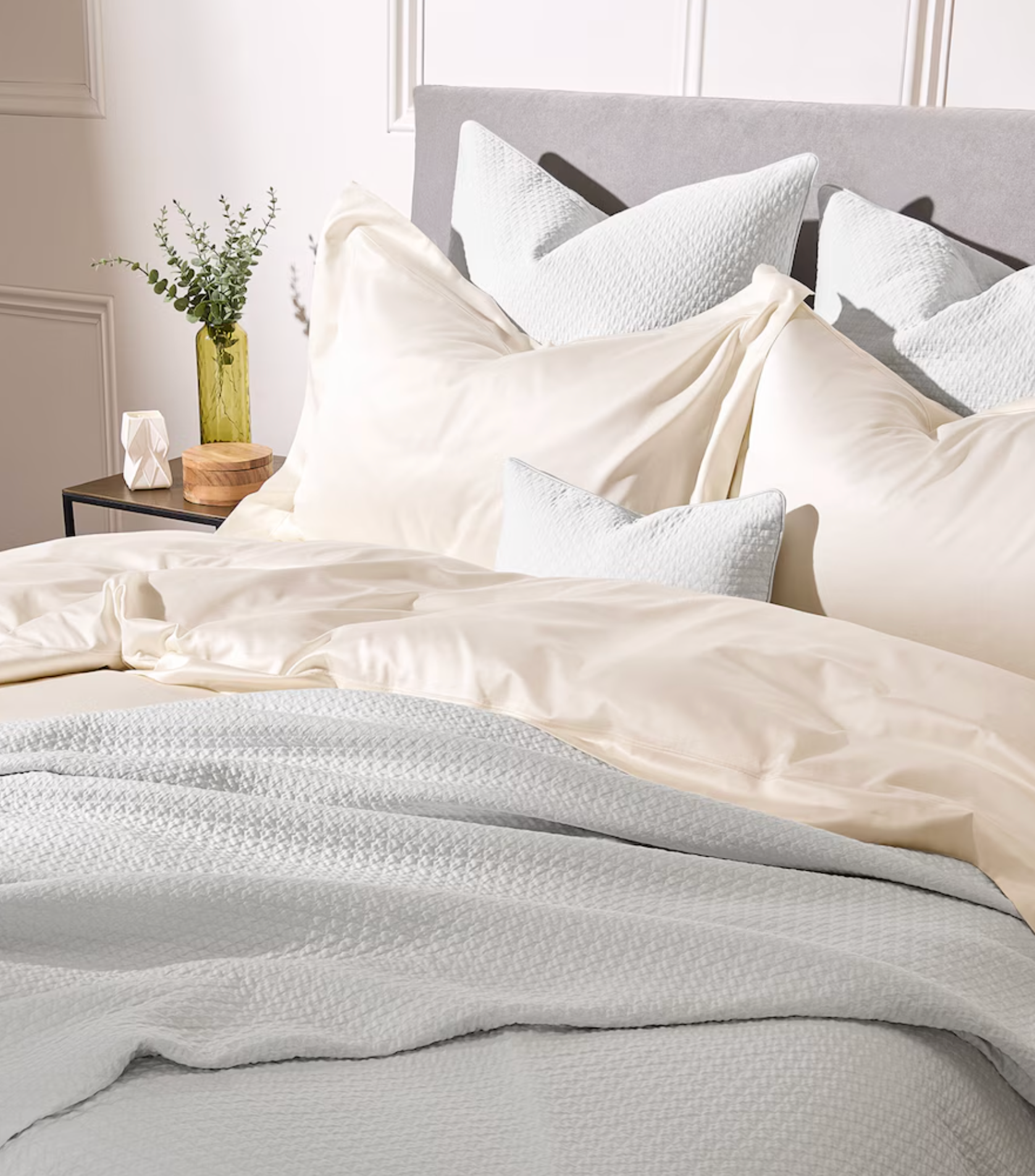 Celso De Lemos Prince King Bedspread (245cm x 255cm)