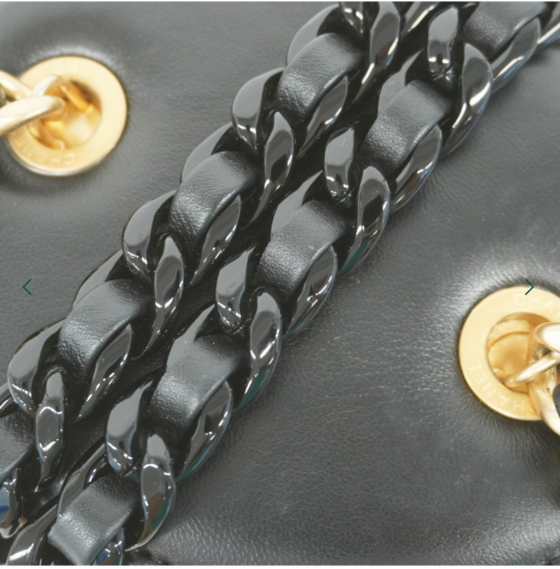 Chanel Black Lambskin Vanity Chain Shoulder Bag with Gold CC Logo detail