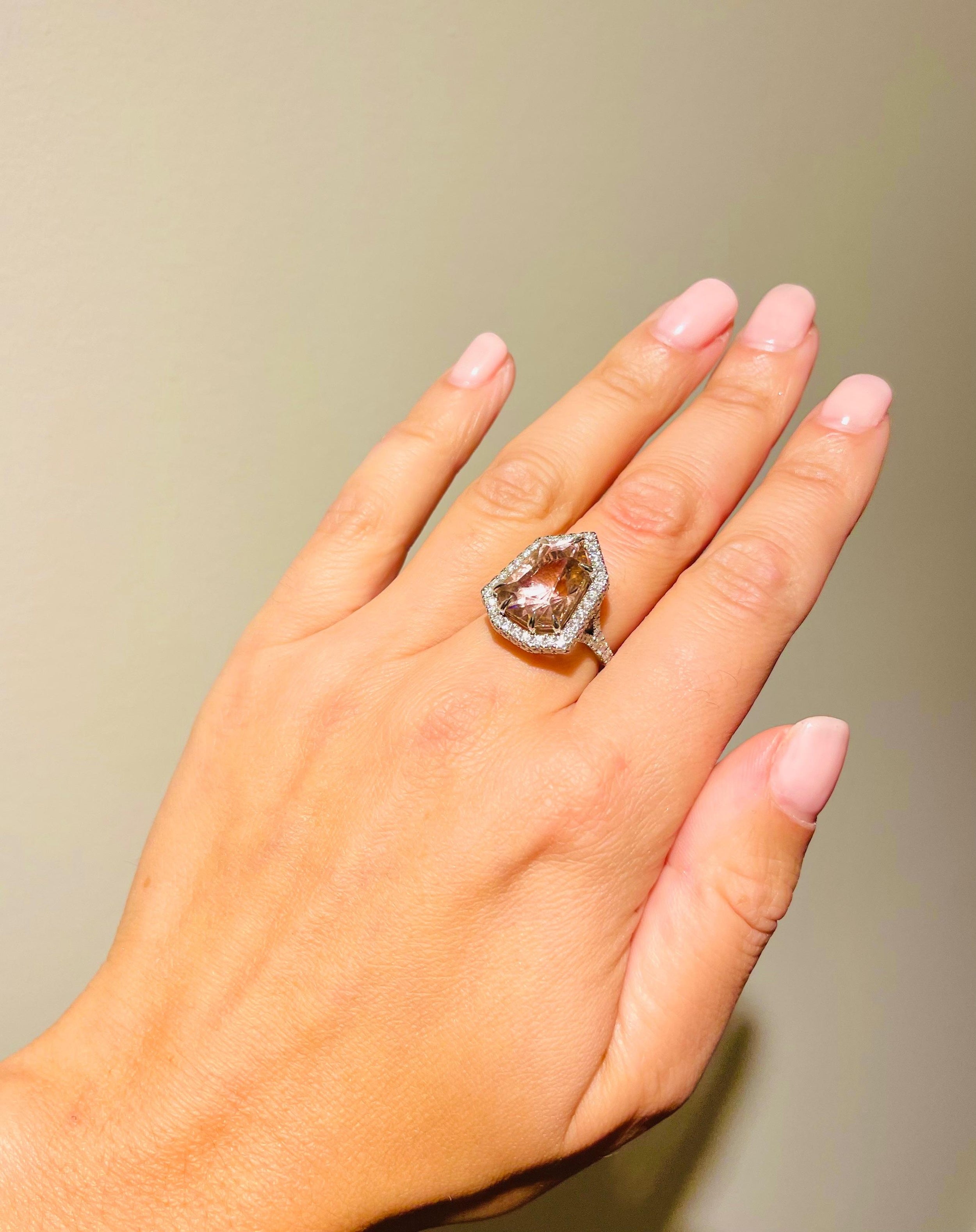 platinum, diamond & tourmaline cocktail ring K 1/2