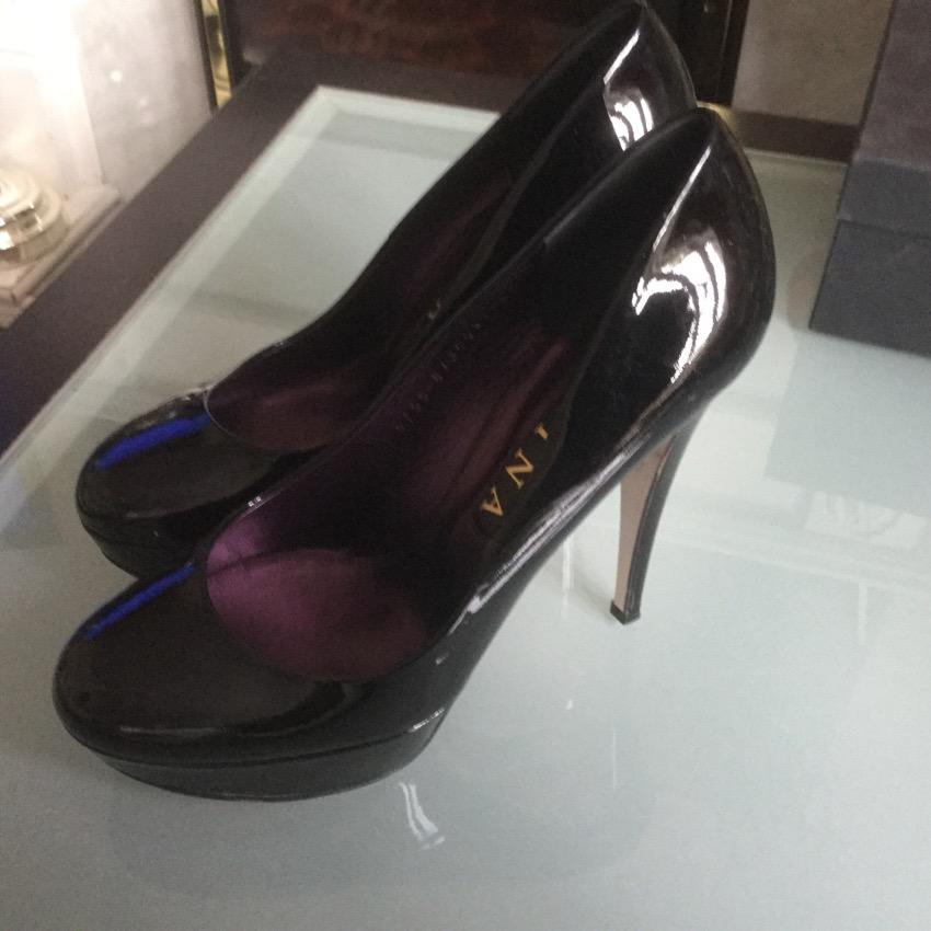 Gina Pumps - UK 7 - Black
