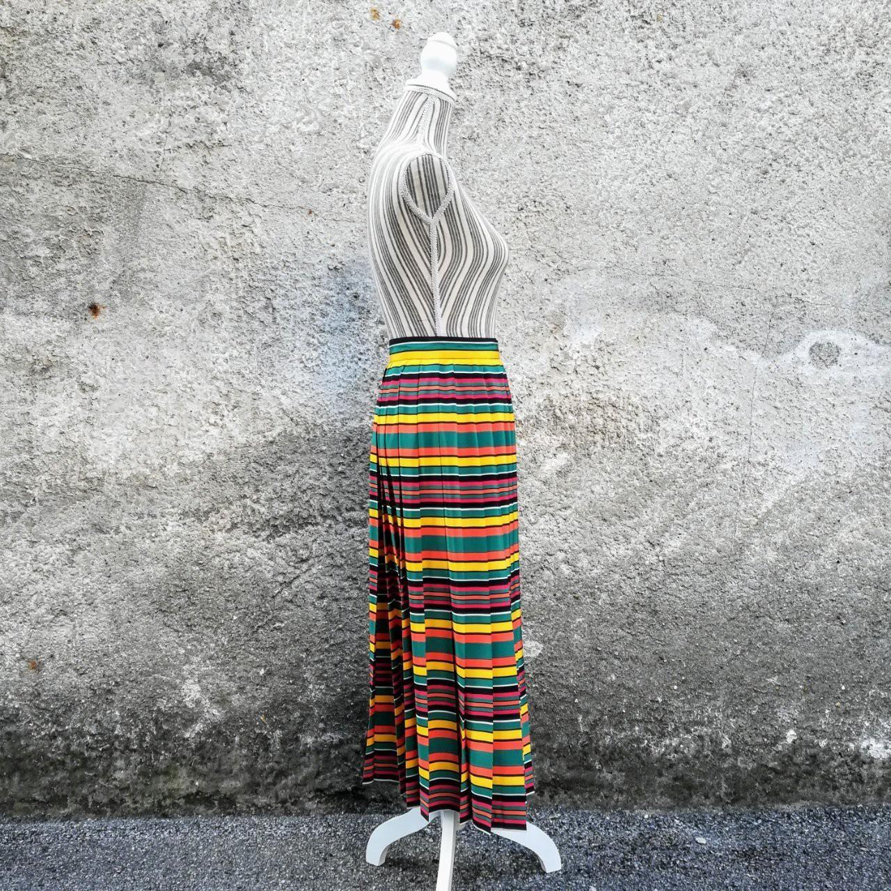 Multicolour striped crepe pleated skirt
