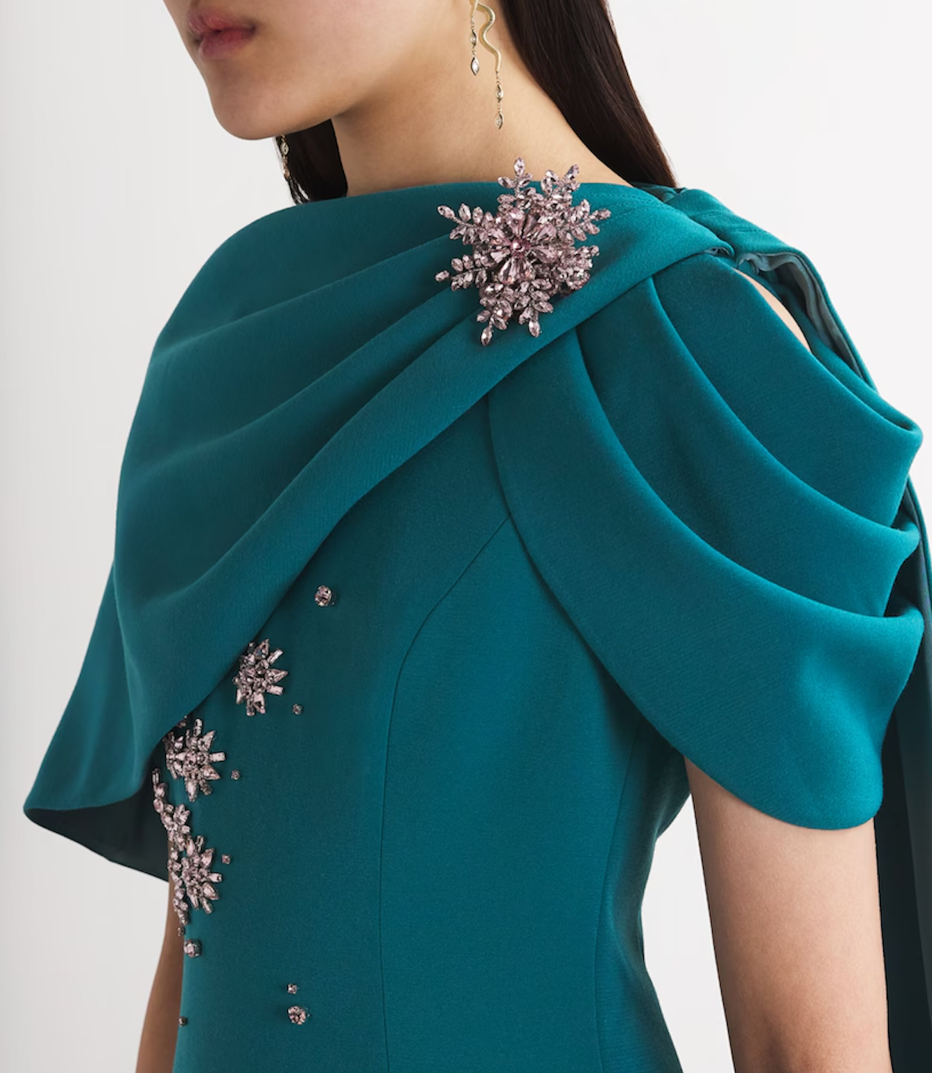Huishan Zhang Embellished Isolde Fitted Cape Gown