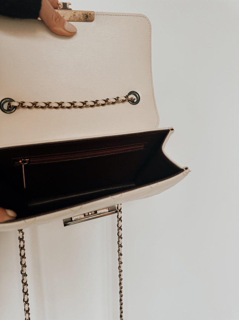 Chanel Cream Quilted Leather Shoulder Bag