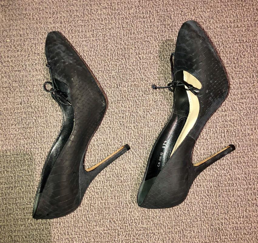 Christian Dior Black Embossed Leather Pumps