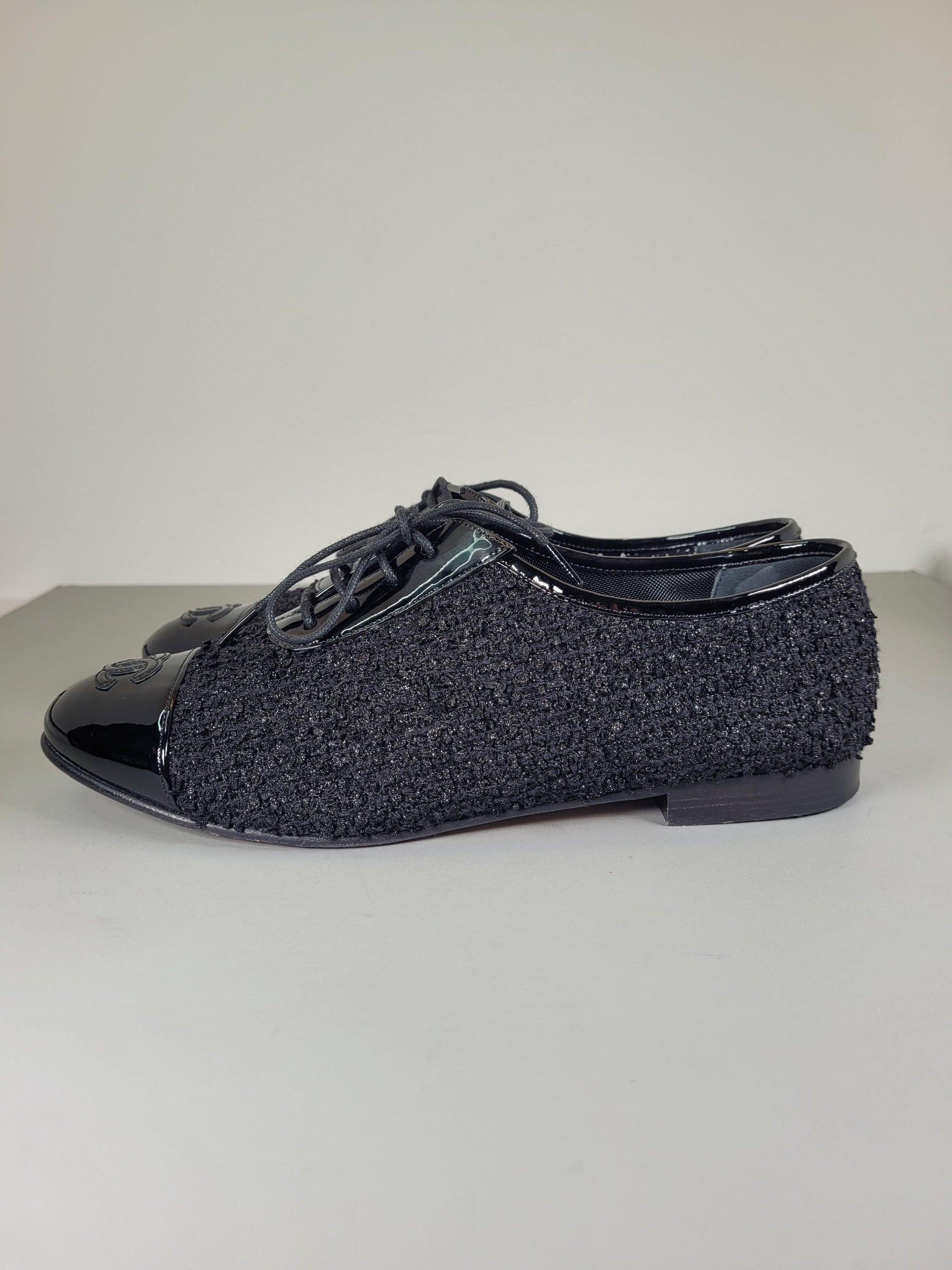 Chanel Black Patent Leather and Tweed Brogues