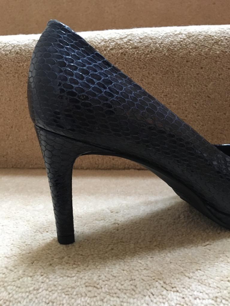 Stuart Weitzman Peep toe shoes