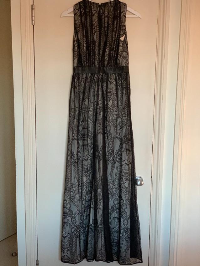 Alice + Olivia Black Sleeveless Lace Gown with White Underlay
