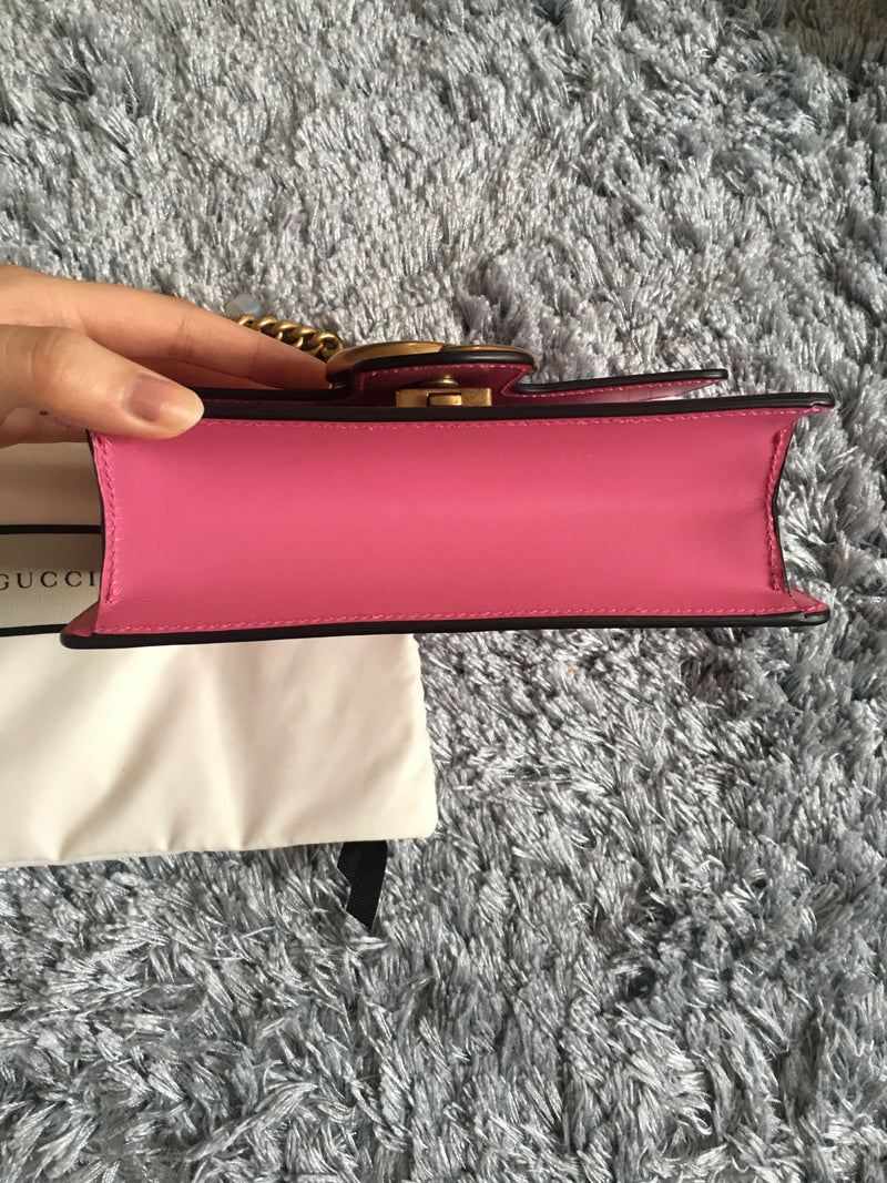 GUCCI SMALL MARMONT LEATHER BAG