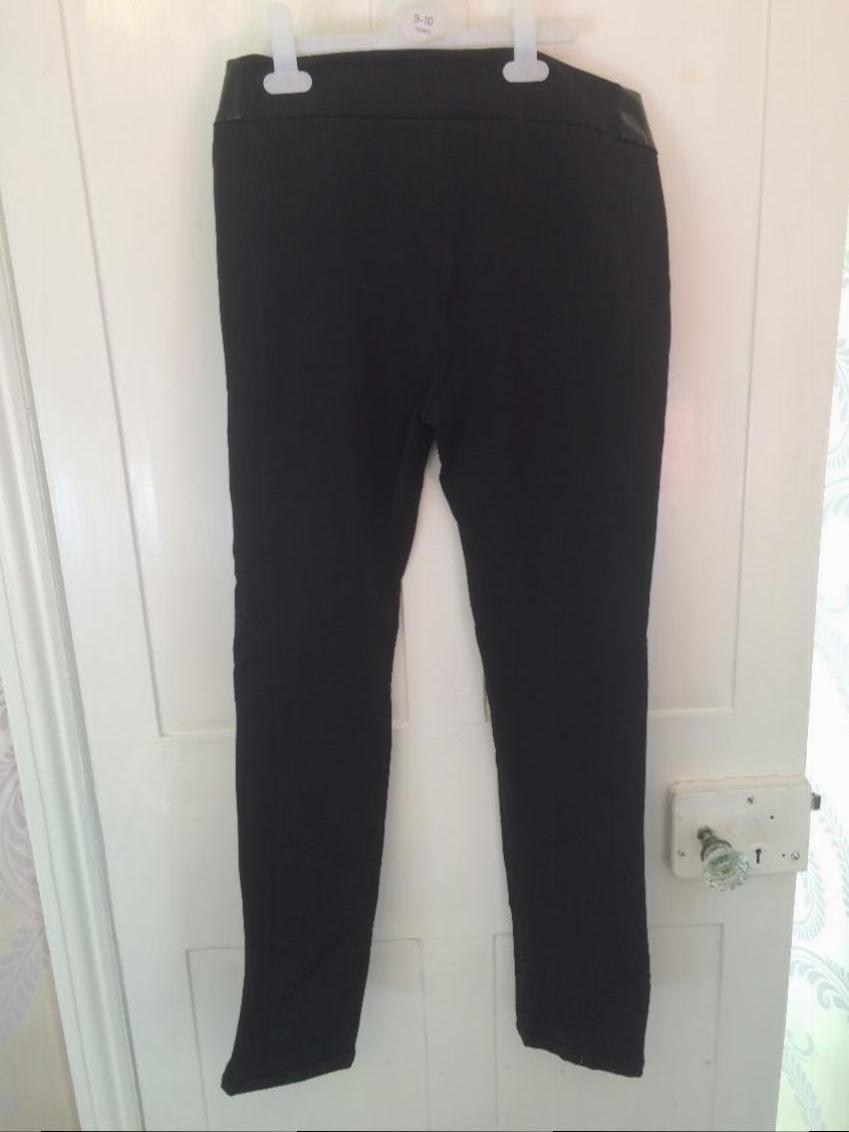 Les Chiffoniers black trousers