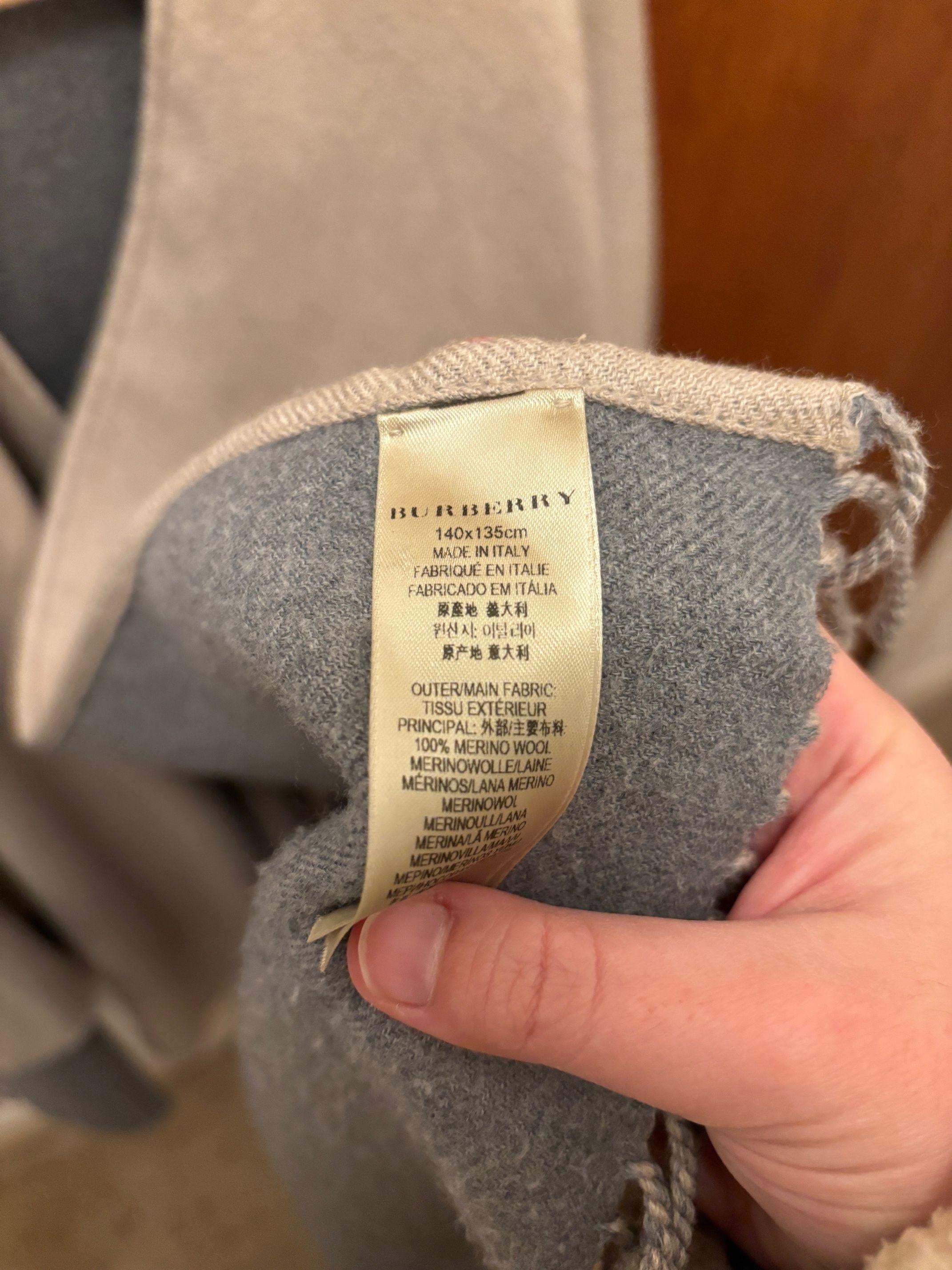Burberry Beige Merino Wool Cape