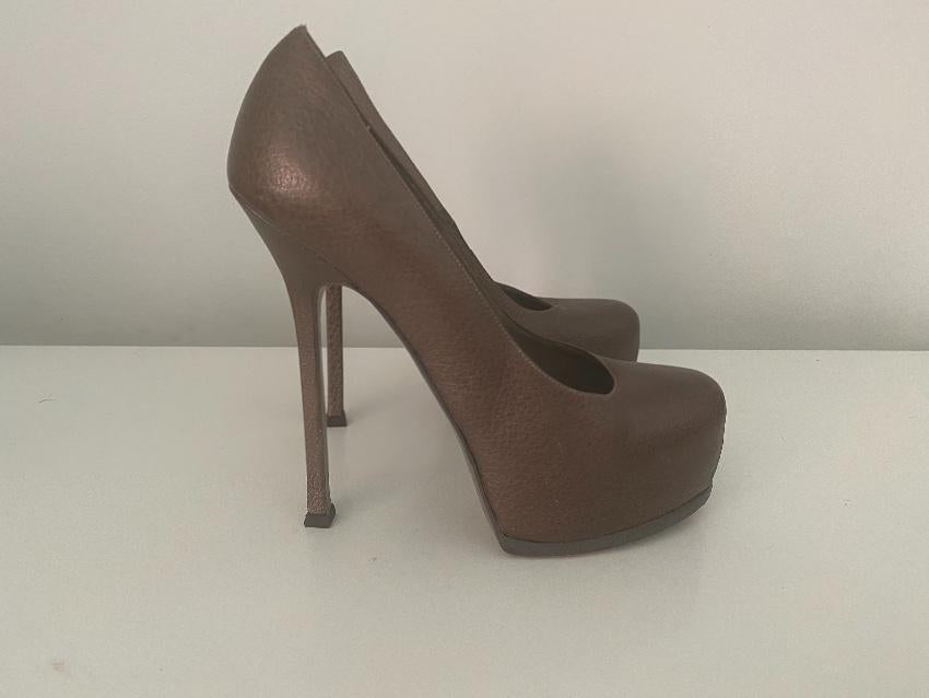 Saint Laurent Leather Platform Tribtoo Pumps