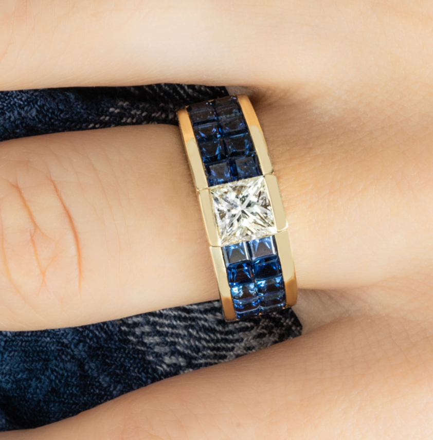 Yellow Gold Diamond & Sapphire Ring