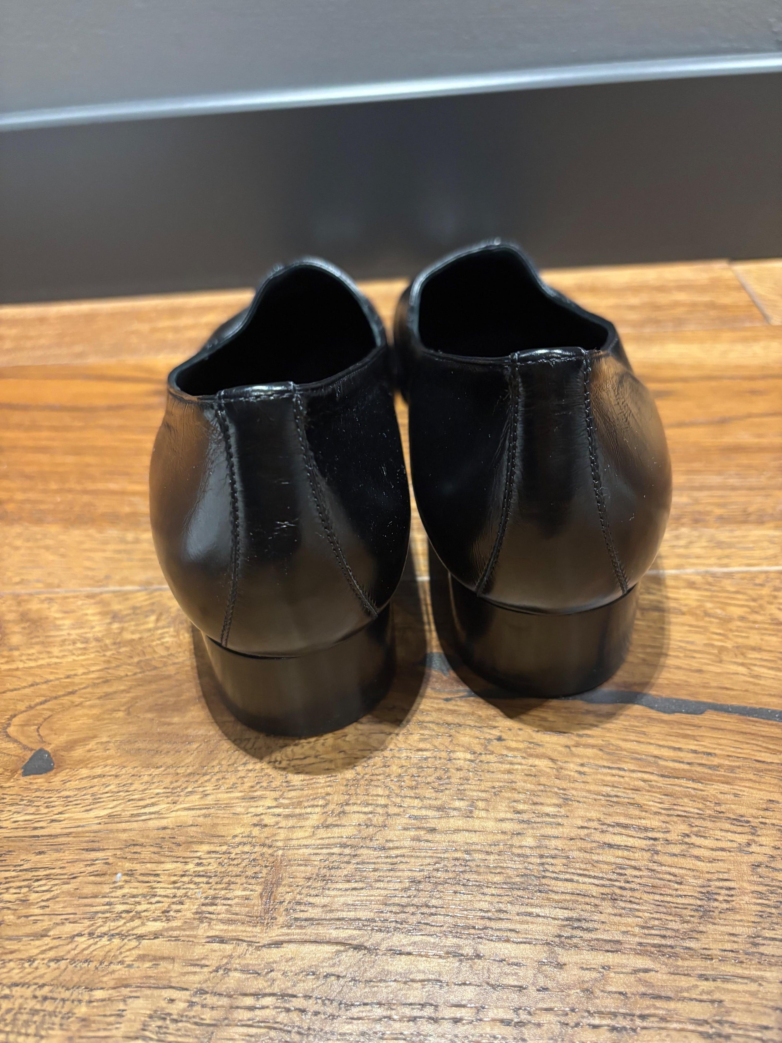 Phoebe Philo Black Leather Flats