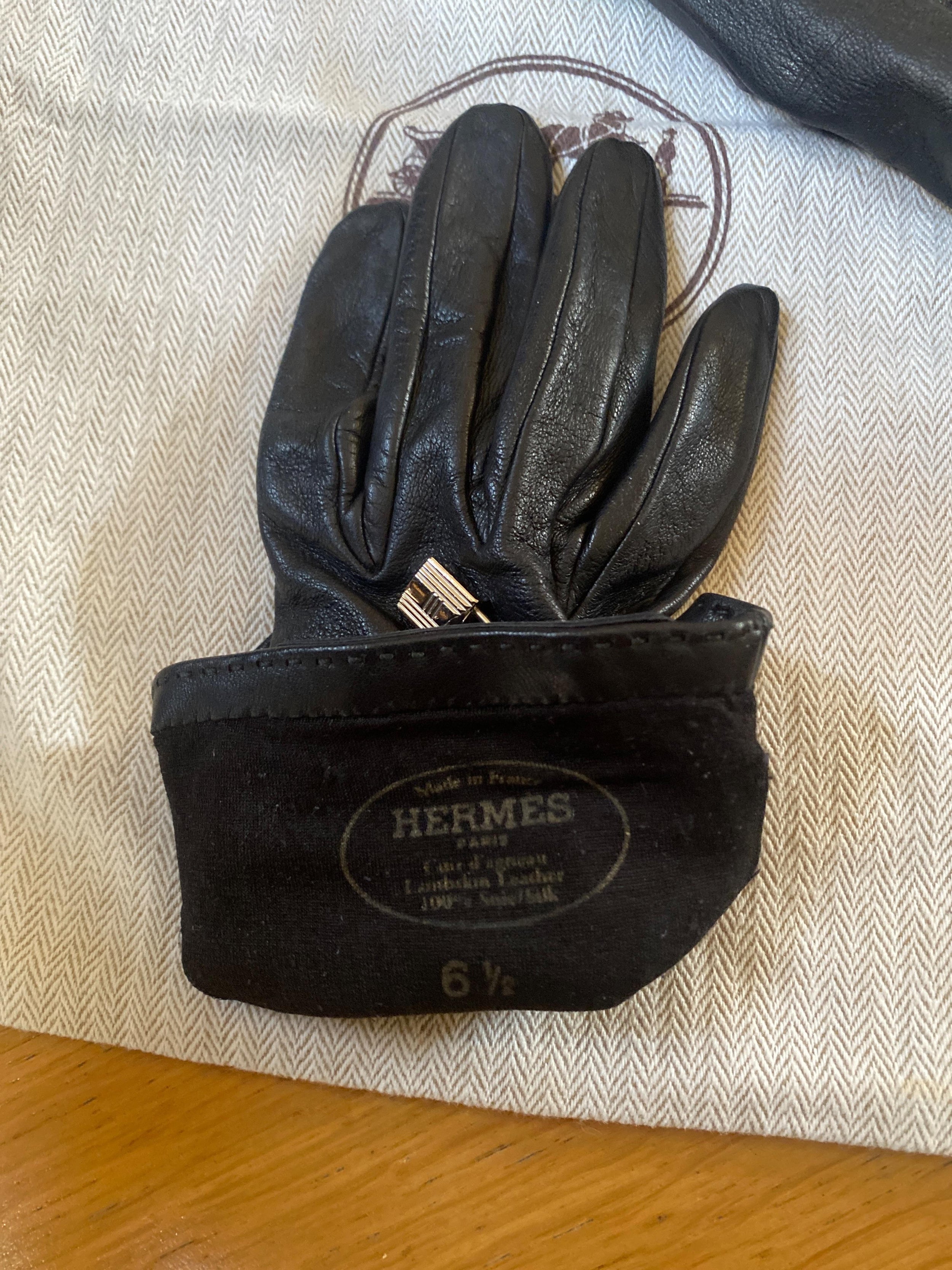 Hermes Black Leather Kelly Lock Gloves with Palladium Hardware