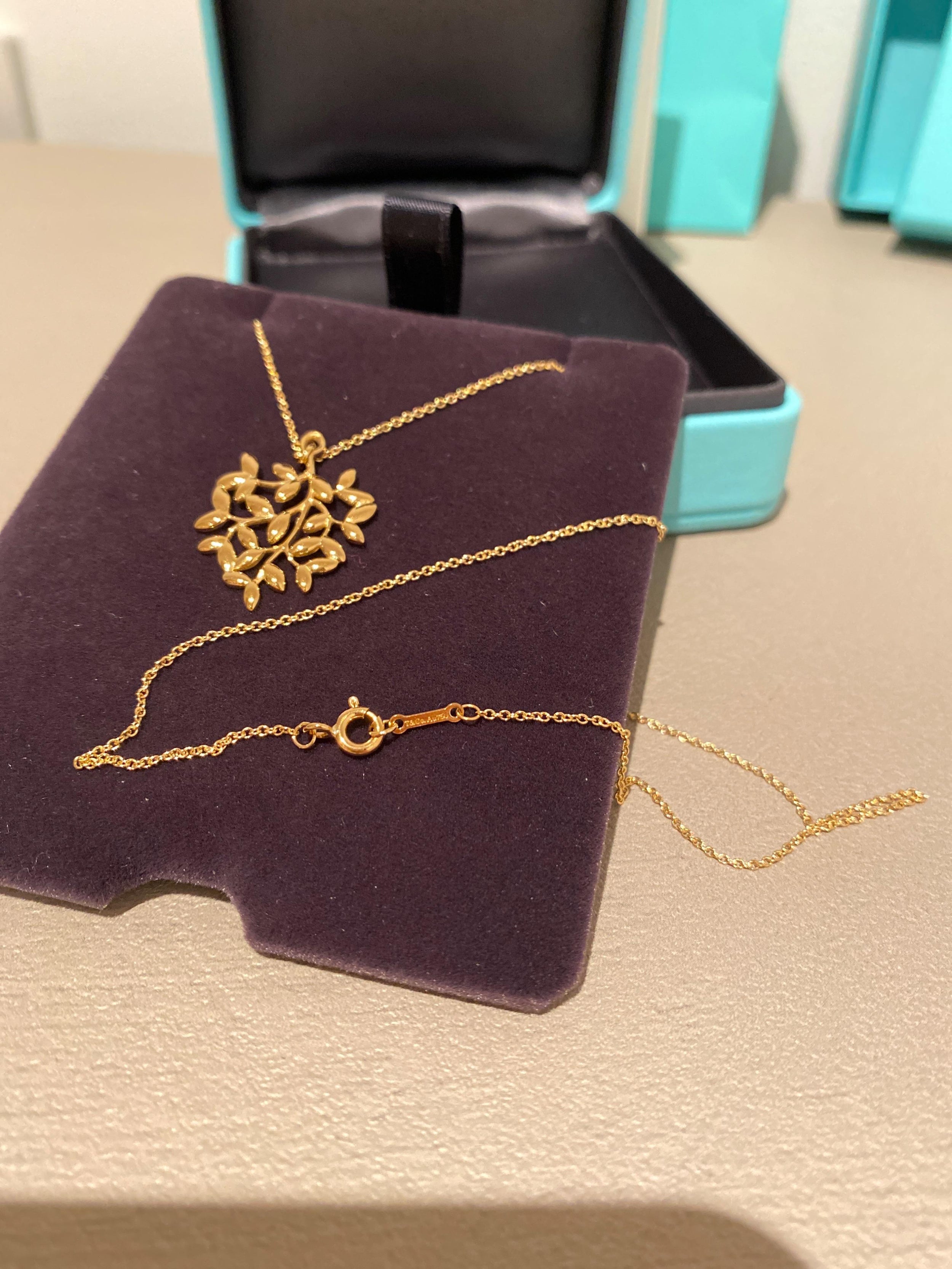 Tiffany  Paloma Picasso Olive Leaf Pendant