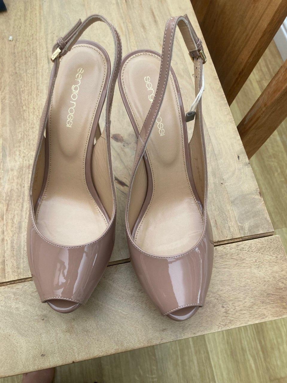 Antique Rose patent leather Alton slingback heeled sandals
