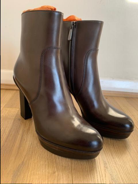 Santoni Brown Leather Heeled Ankle Boots