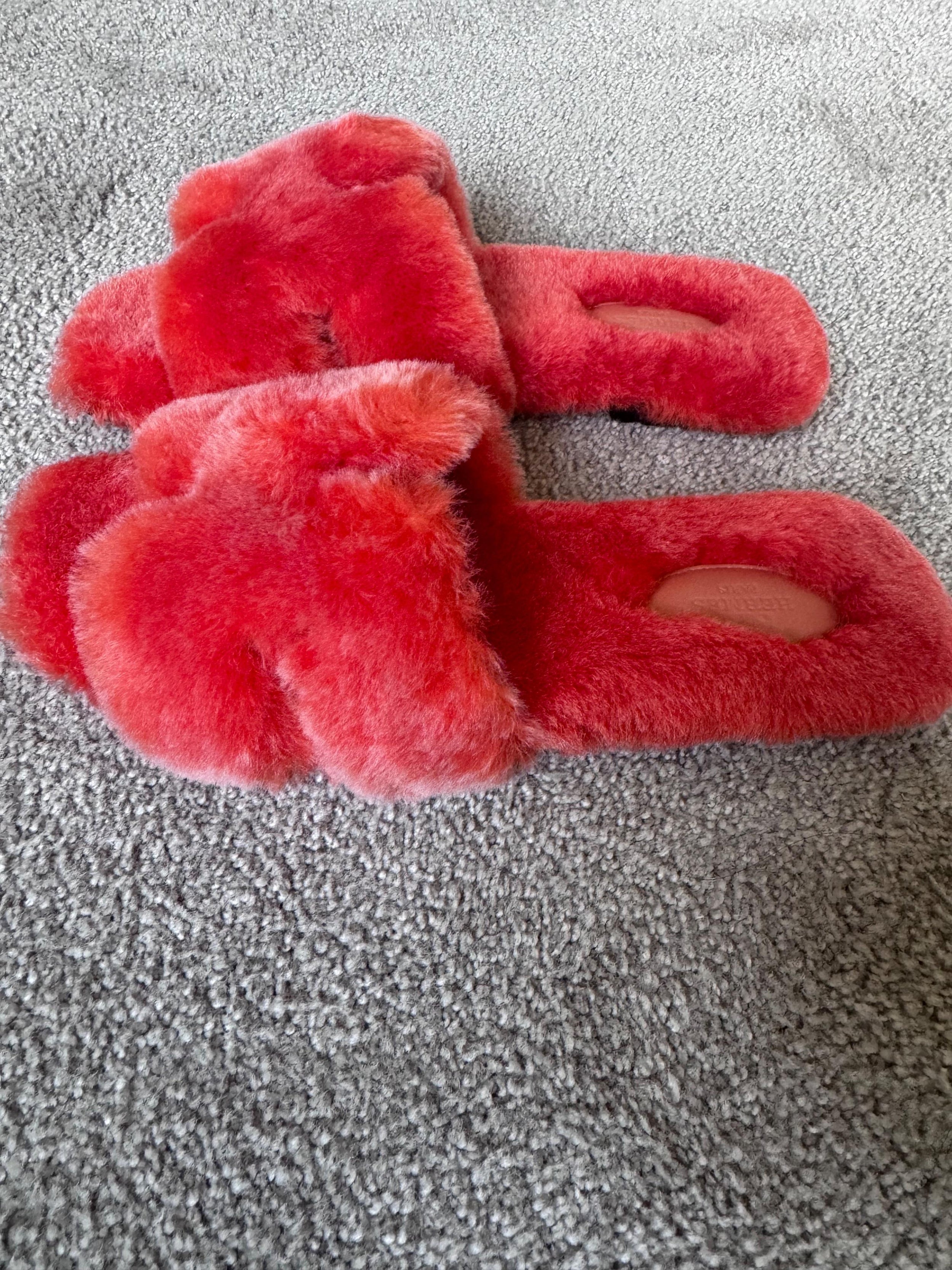 Hermes Pink Shearling Oran Sandals