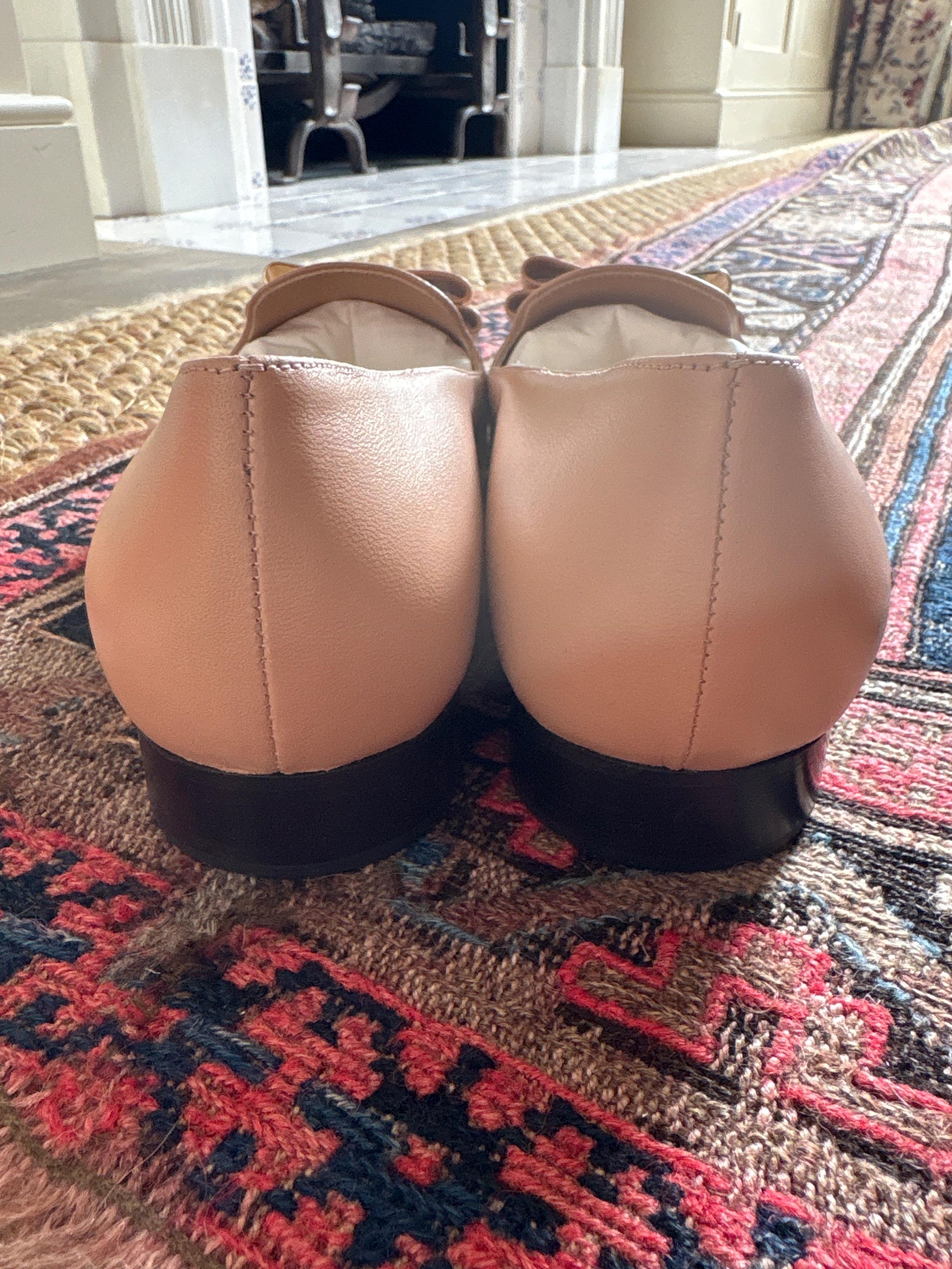 Ferragamo Leda Camel Leather Bow Detail Loafers