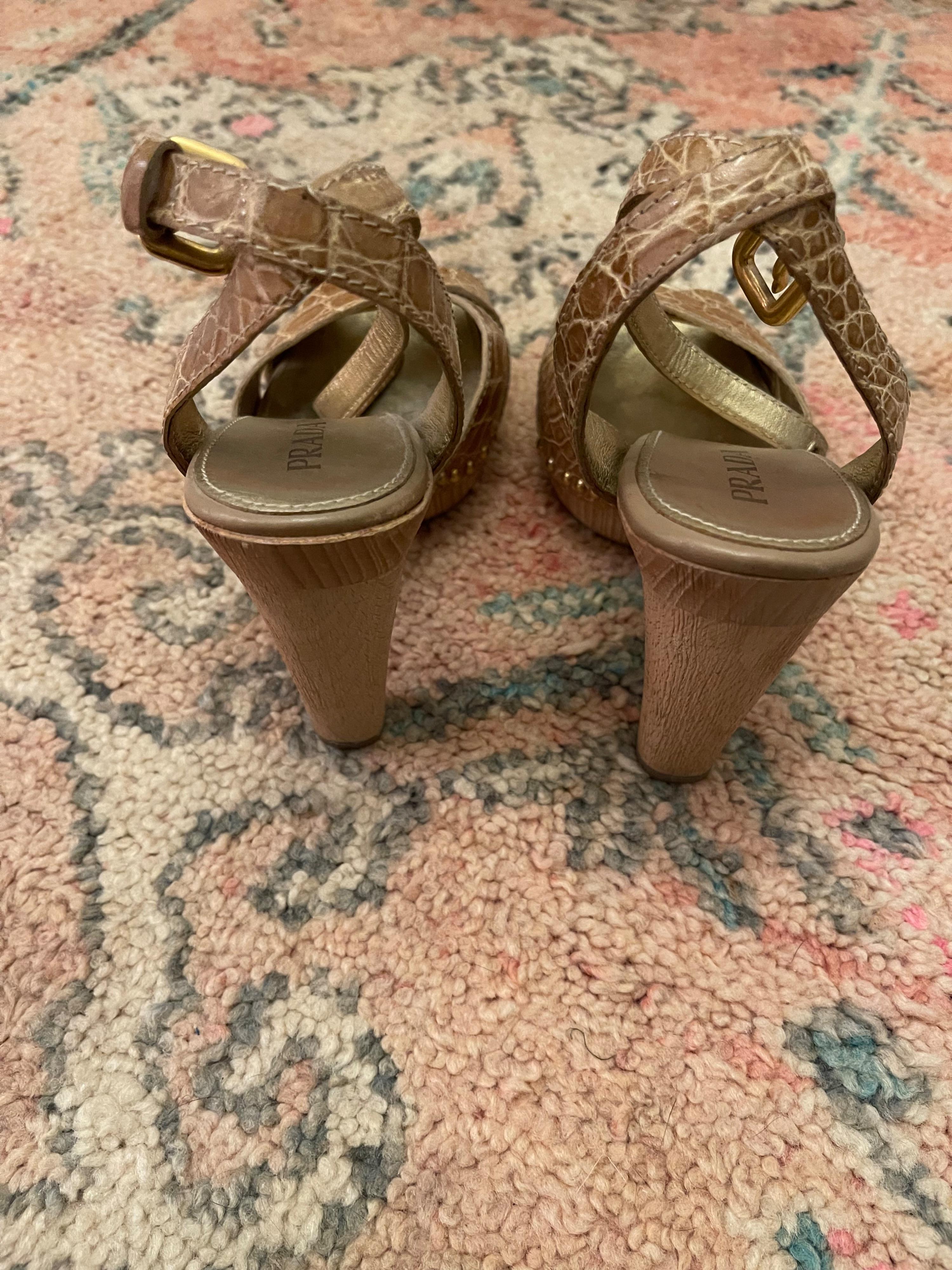 Brown Crocodile Embossed Leather Crossover Wooden Platform Sandals