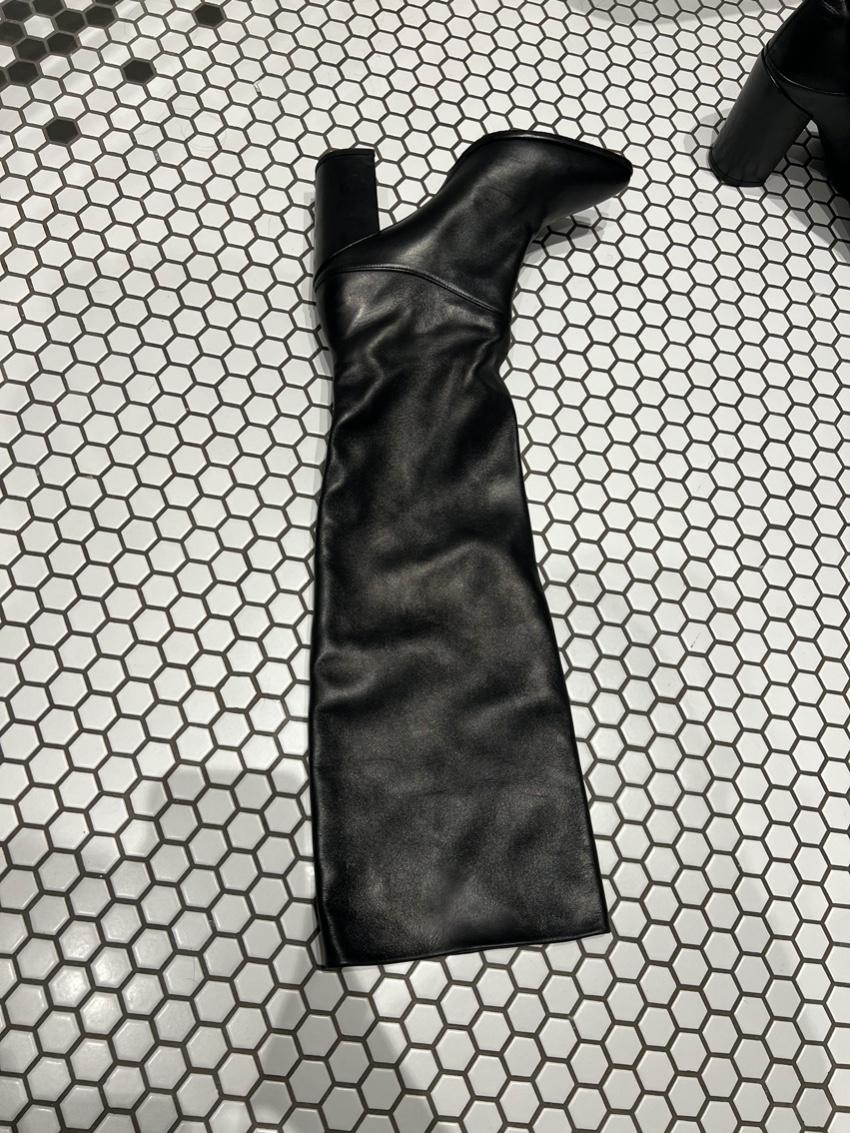 Stuart Weitzman Black Leather Point Toe Knee Boots