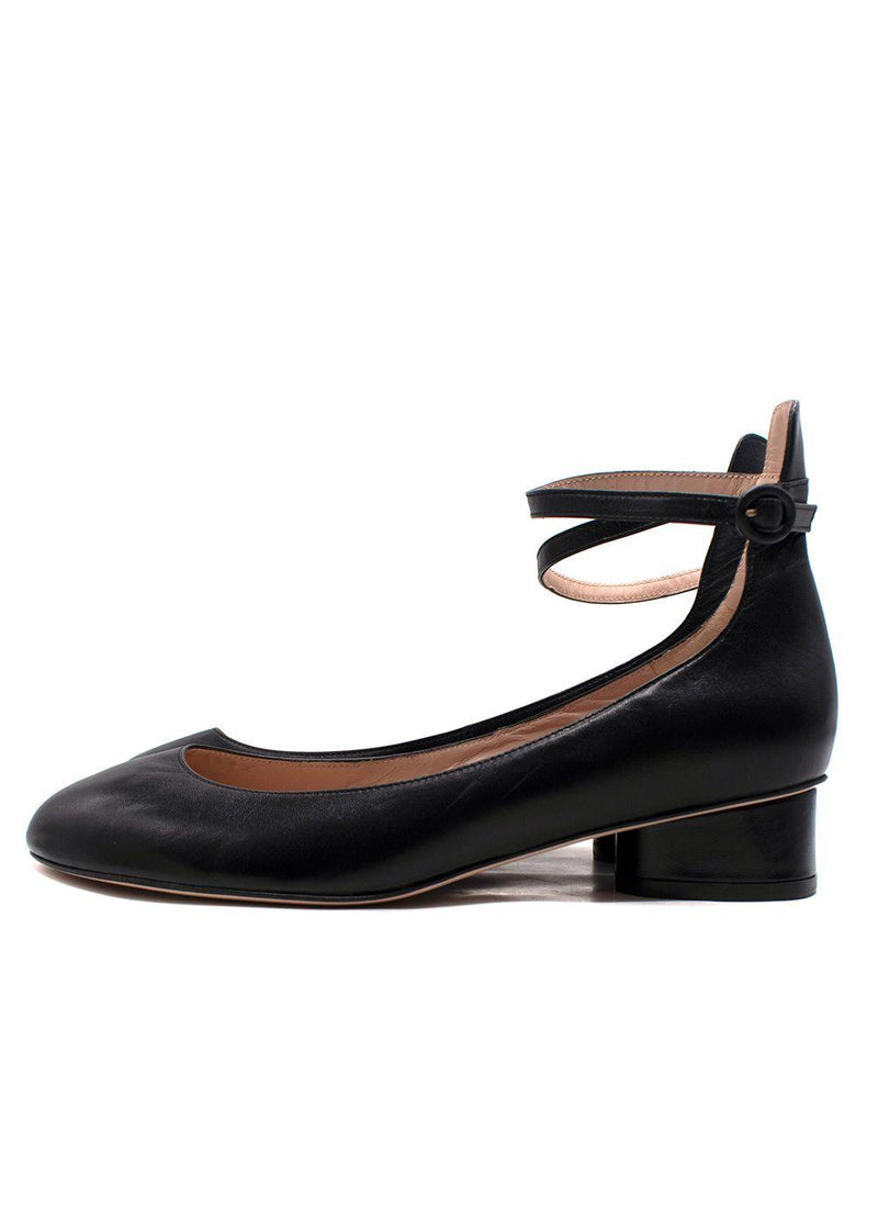 Stuart Weitzman Black Round Toe Ankle Strap Pumps